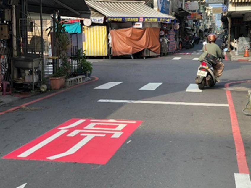 「科技+設計」雙軌並進　嘉市打造智慧安全路口