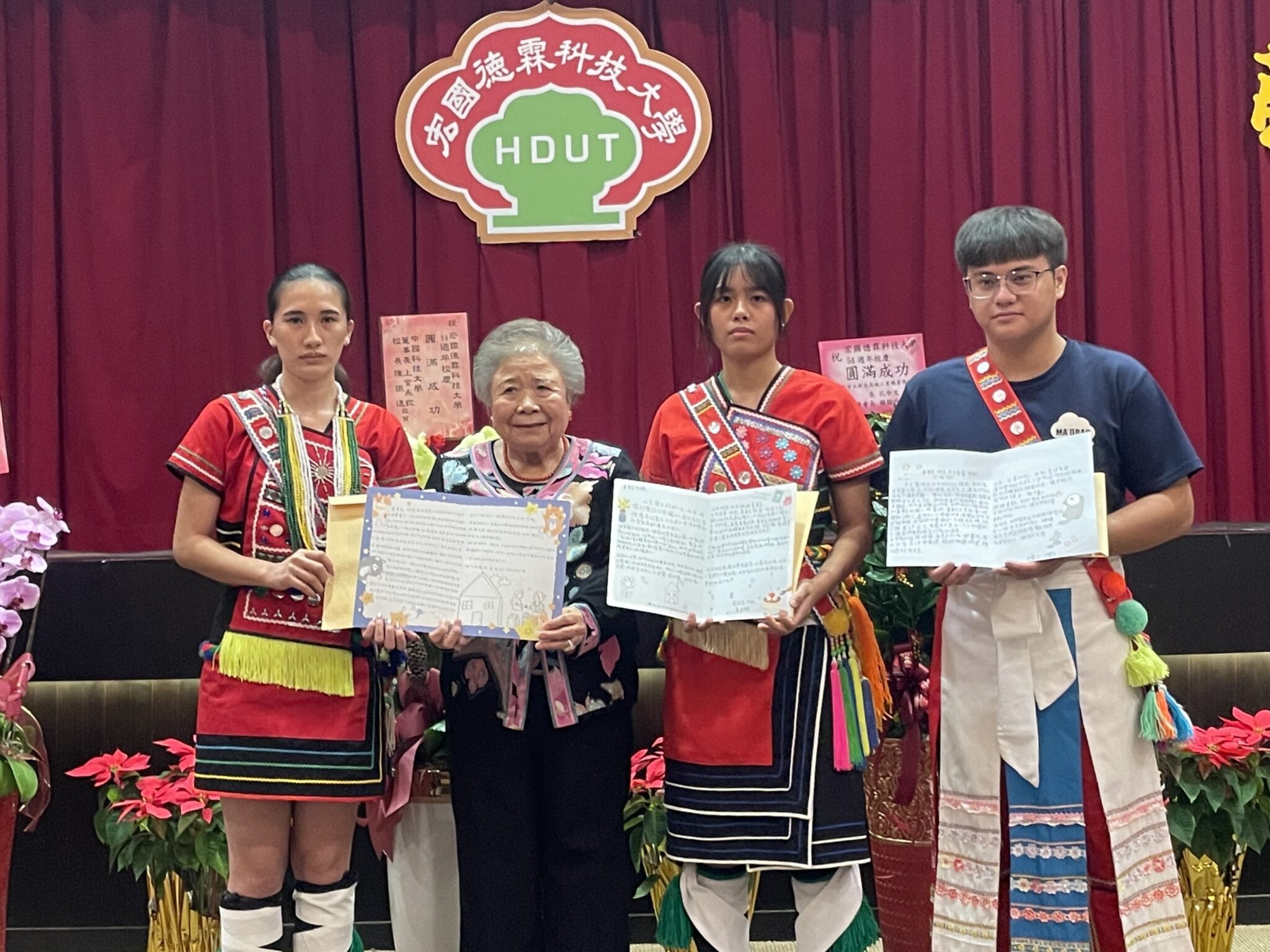 鏟子超人與冠軍阿嬤，宏國德霖科大花蓮光復救災受讚揚