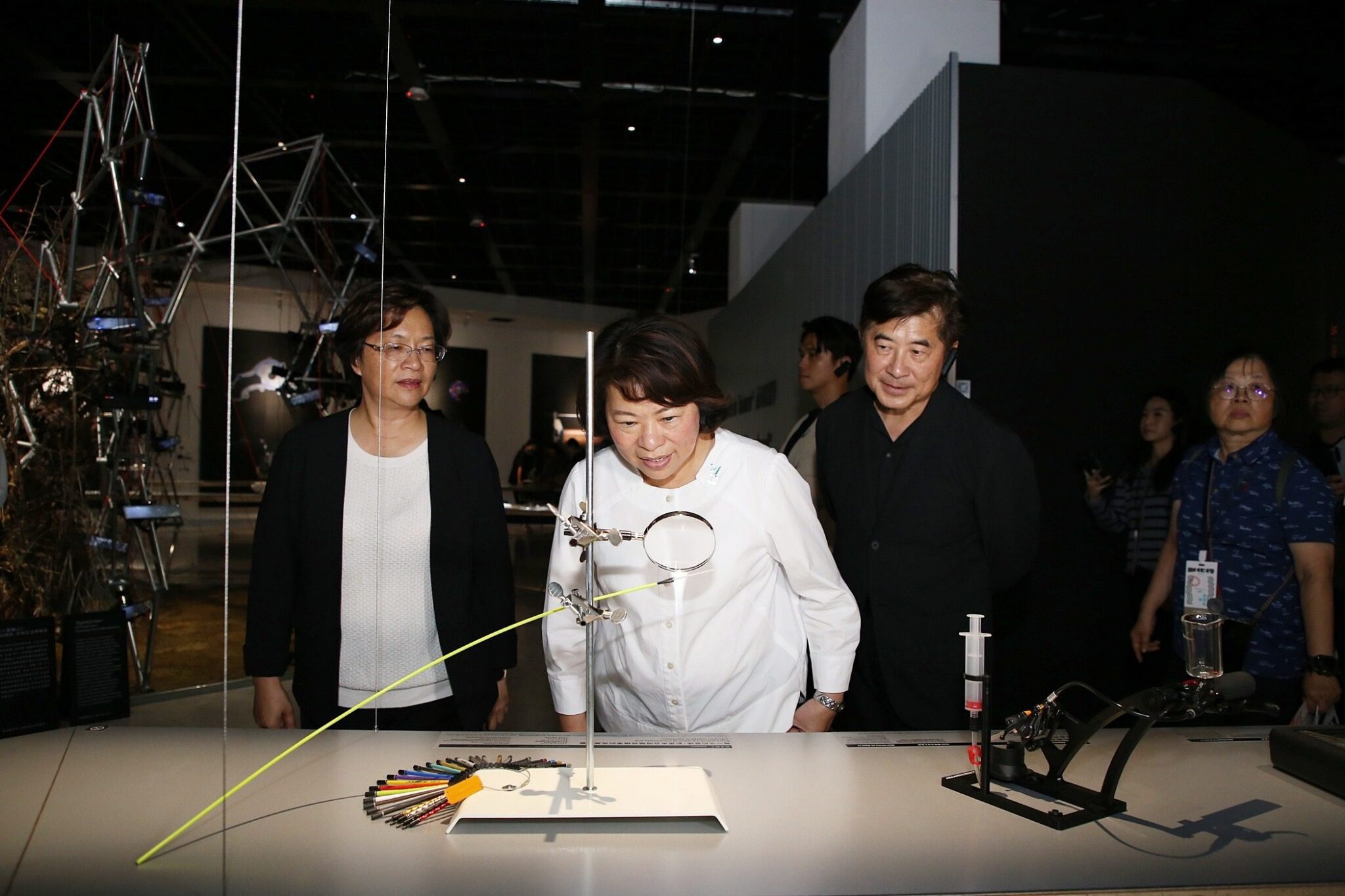 台灣設計展交流　黃敏惠率團訪彰化　王惠美親迎