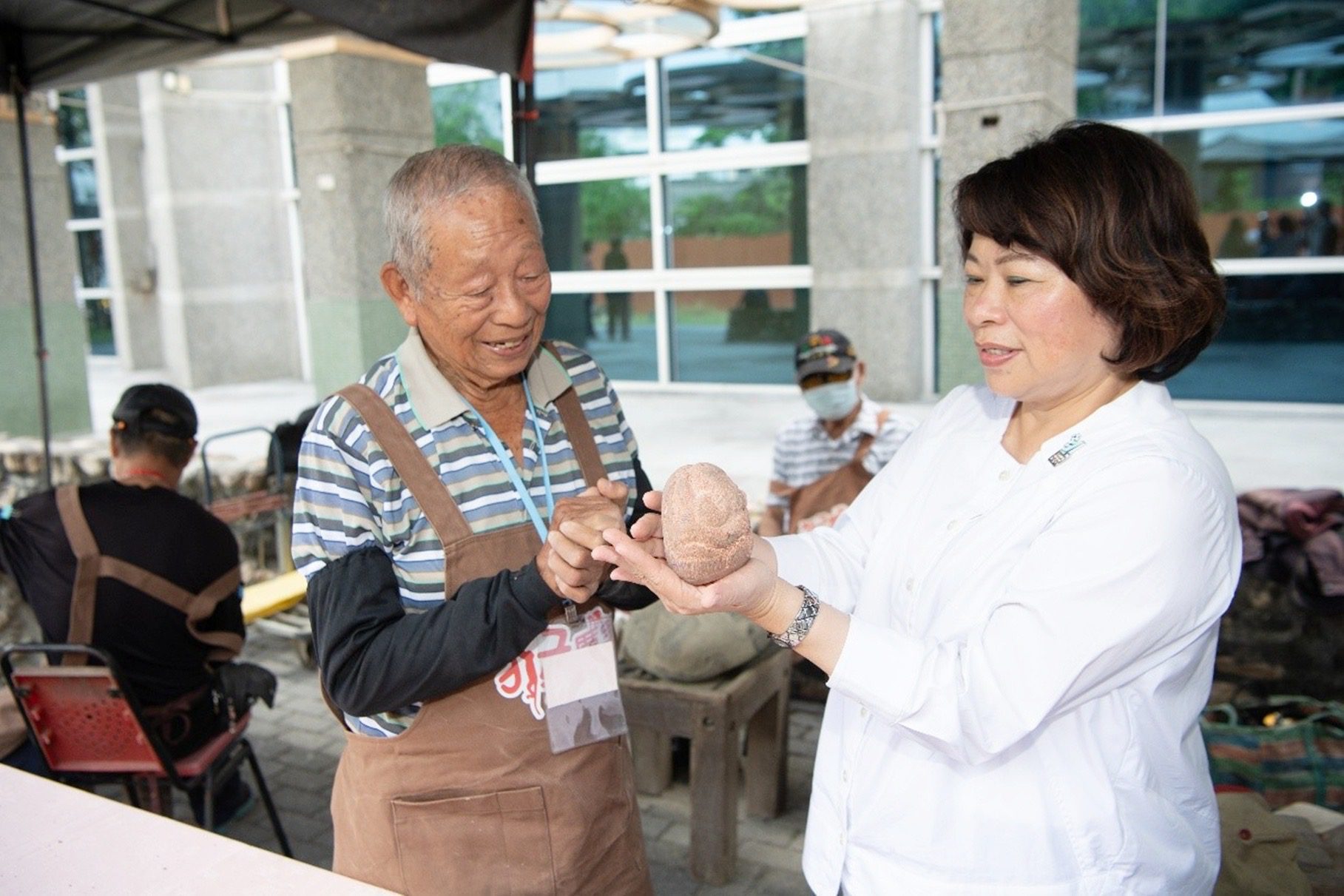 嘉義市石猴雕刻藝術戶外創作 展現石猴工藝之美 嘉義市石猴雕刻藝術戶外創作 展現石猴工藝之美