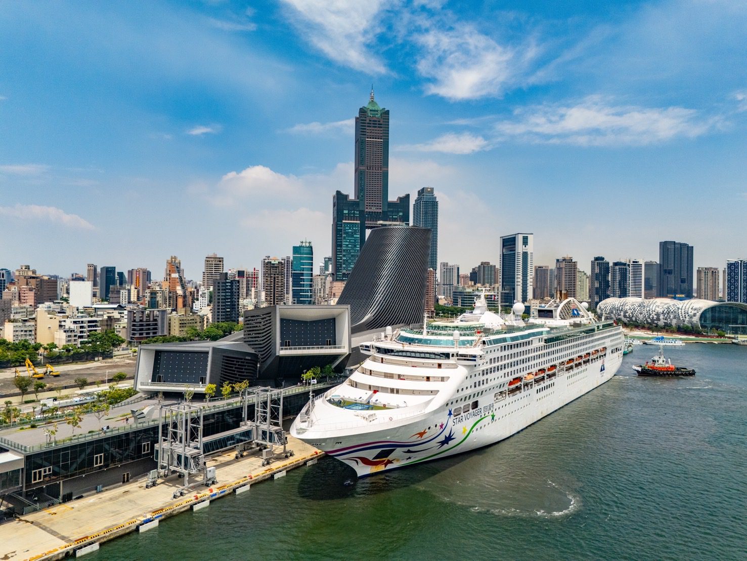 高雄港喜迎麗星郵輪領航星號首航　多項國際客船優惠　助攻吸引航商佈局