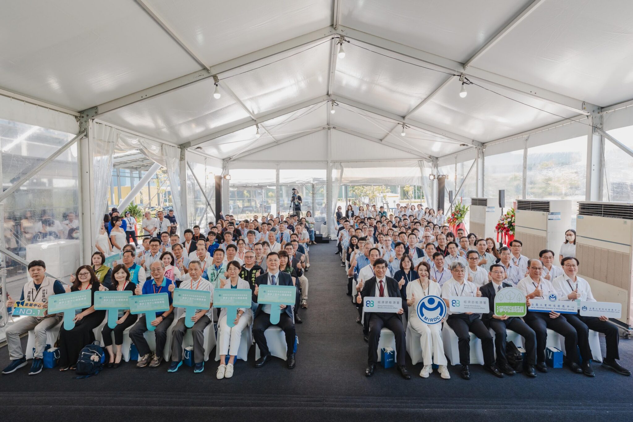 高雄海洋科技產業創新專區　再添重點設施　全國首座10米深水池正式啟用