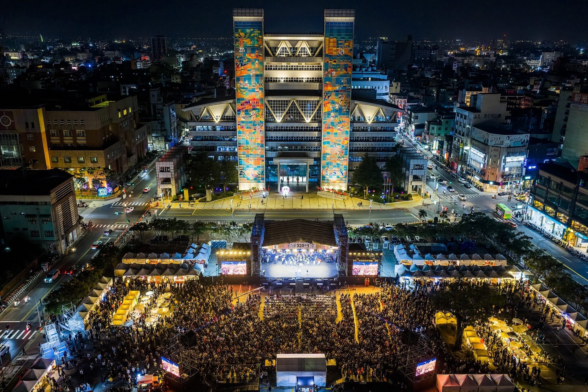 嘉義城市博覽會開幕週吸引破120萬人　木都啟航、巨星演唱掀熱潮