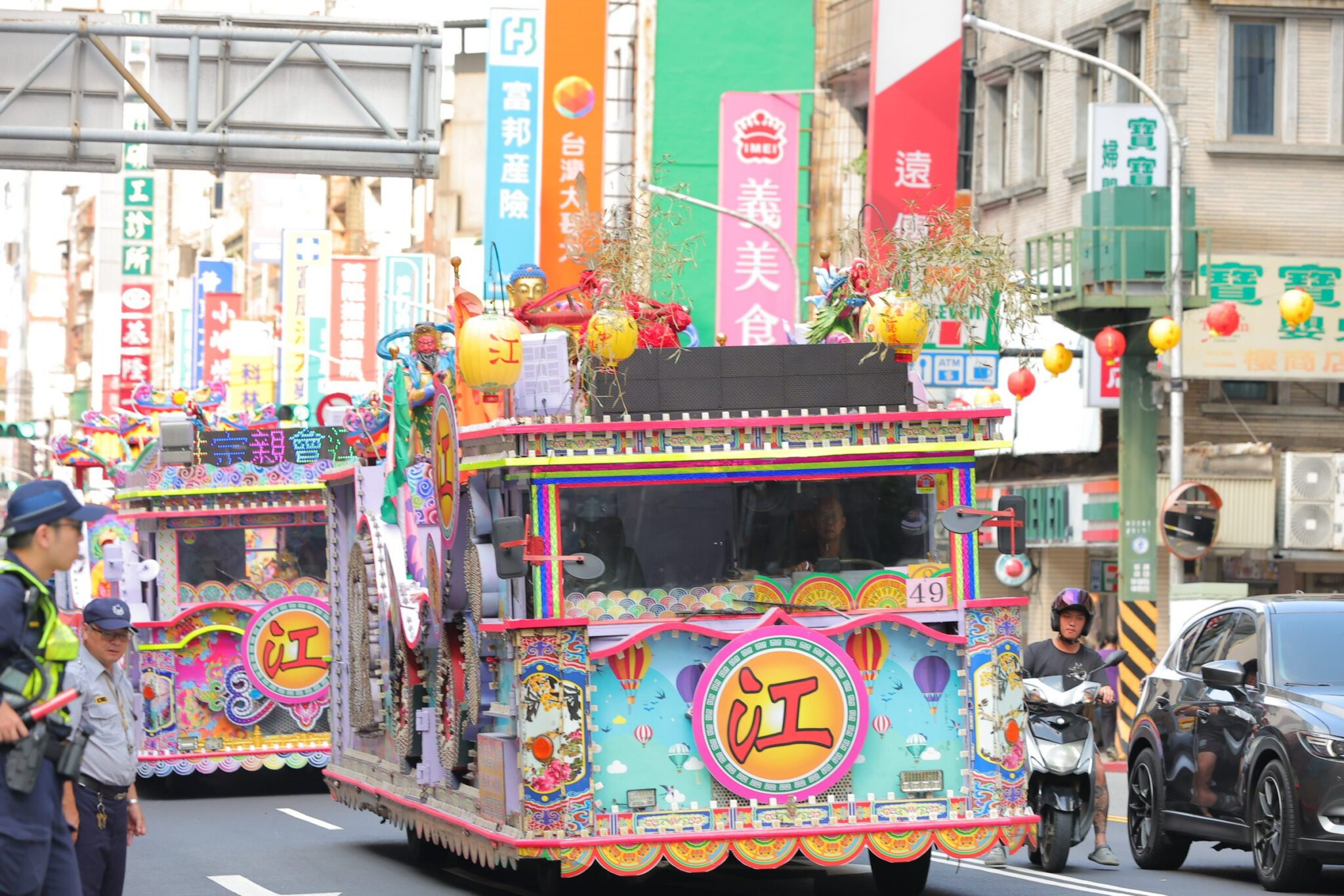 鑼鼓喧天迎斗燈　百年傳統耀基隆