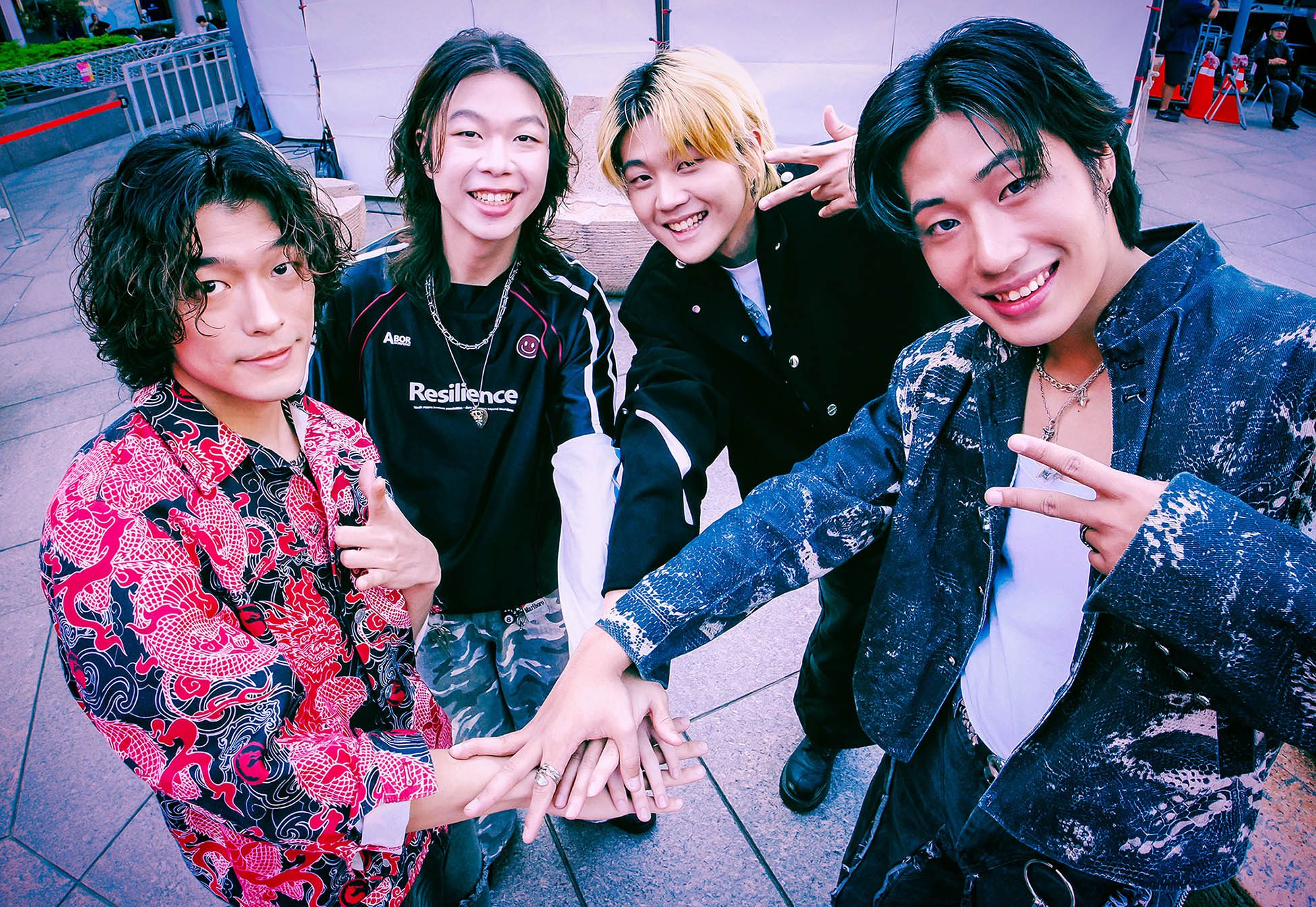 帕拉斯 PALLAS 被欽點出演五月天 周杰倫 F3 三強聯手神級 MV 飾演少年五月天 帕拉斯 PALLAS 被欽點出演五月天 周杰倫 F3 三強聯手神級 MV 飾演少年五月天