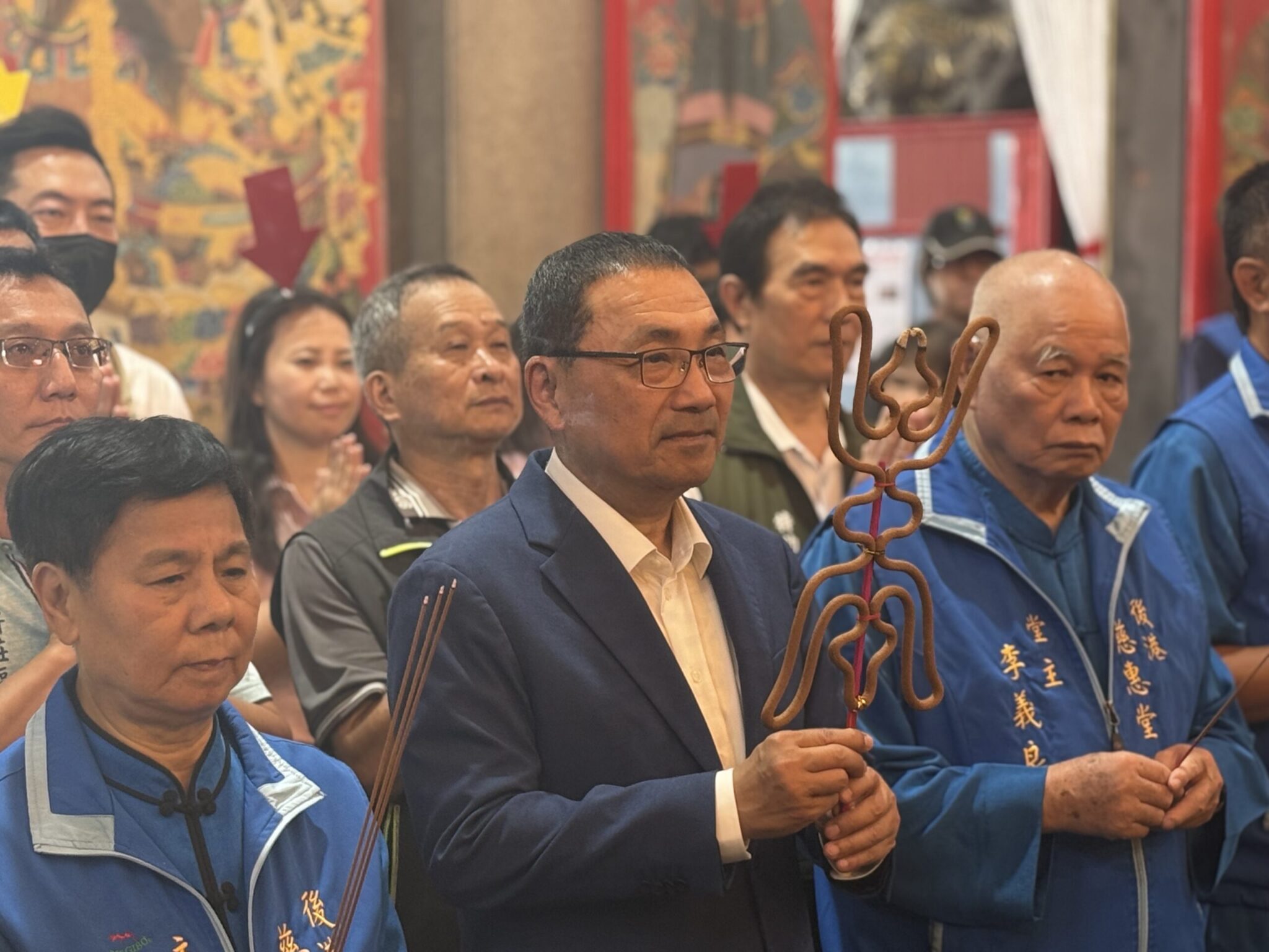 恭祝瑤池金母聖誕千秋　侯友宜赴新莊參拜　祈求百姓安居樂業