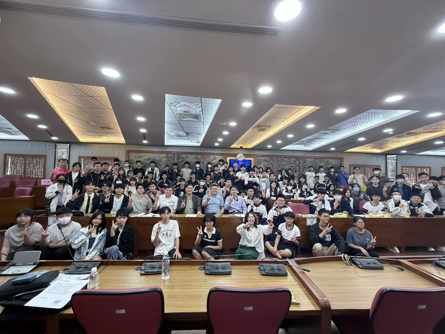 台灣學聯攜手桃園陽明高中等七校啟動AI半導體講座　張善政親勉學子