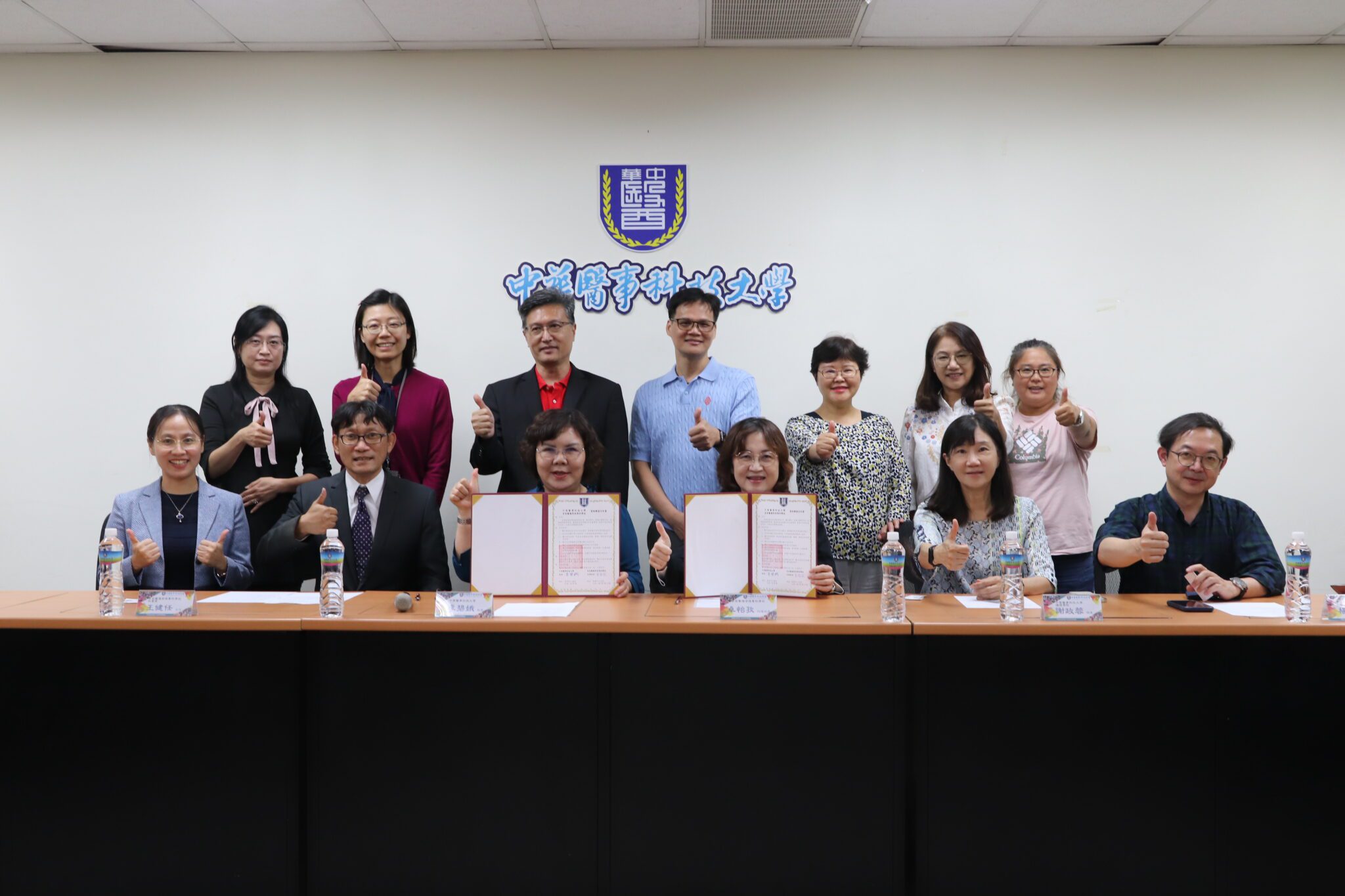 中華醫大與育英醫專簽署聯盟 為學生職涯發展添助力