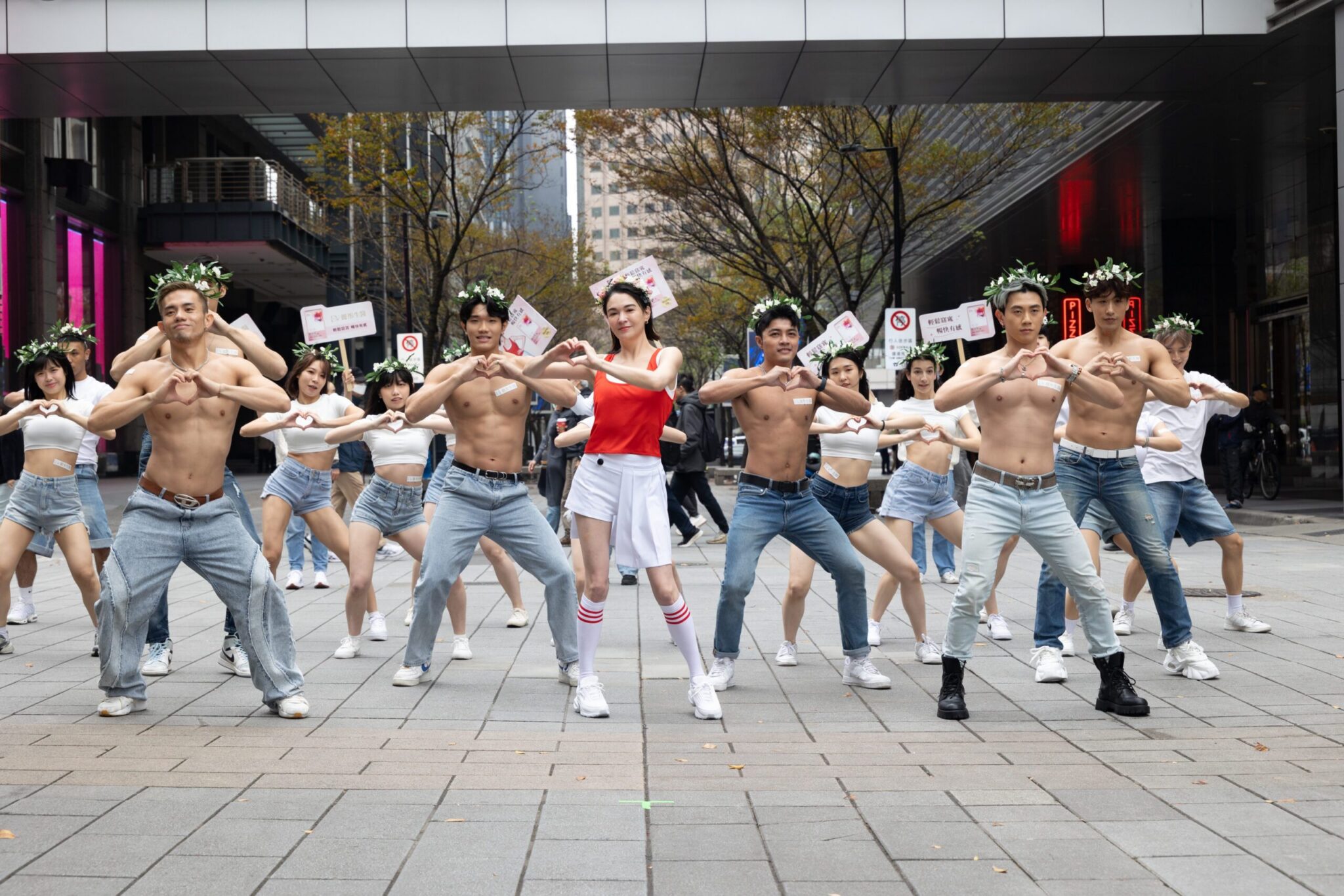 張榕容揭密窈窕秘訣 領軍凱渥猛男低溫狂秀輕盈曲線