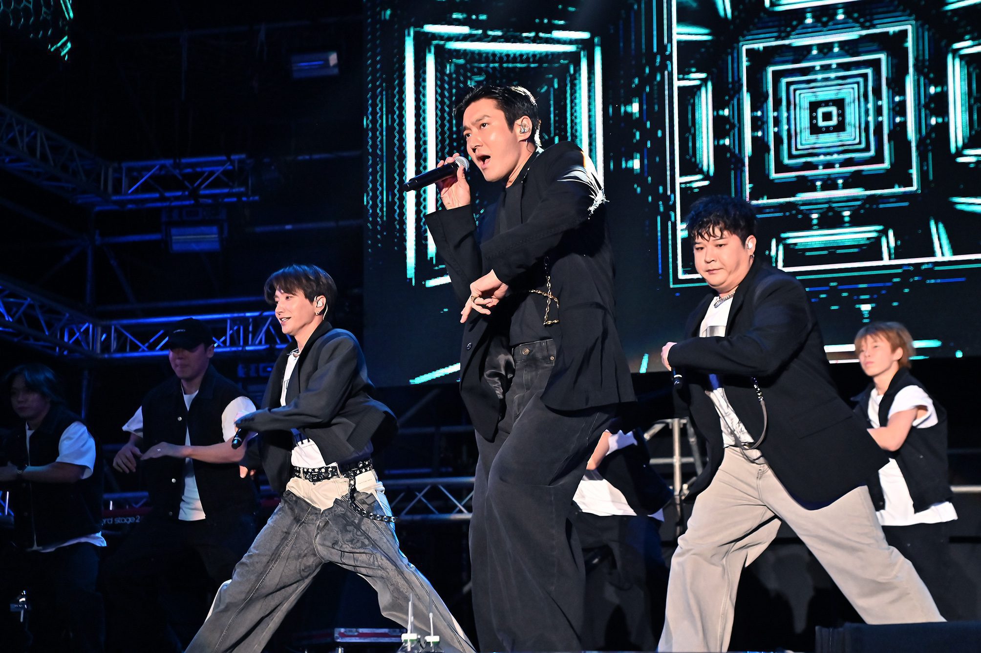 全台最早年末盛會 歲末浪漫煙火照亮淡水漁人碼頭 全台最早年末盛會 歲末浪漫煙火照亮淡水漁人碼頭