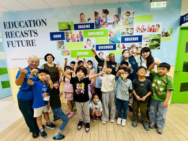 耆珍藝寶高齡志工專才走入社區及學校 促進青銀共融