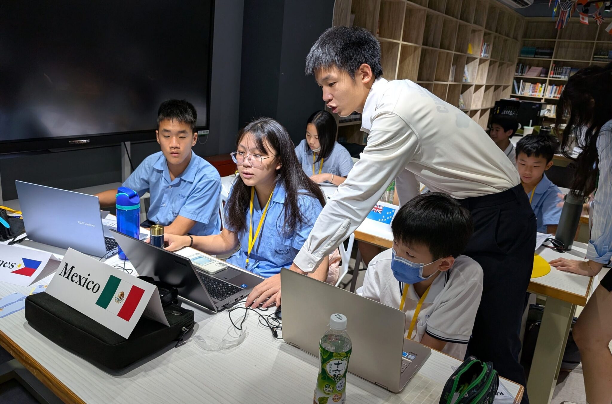 一場模擬聯合國會議　讓國高中學子與世界對話