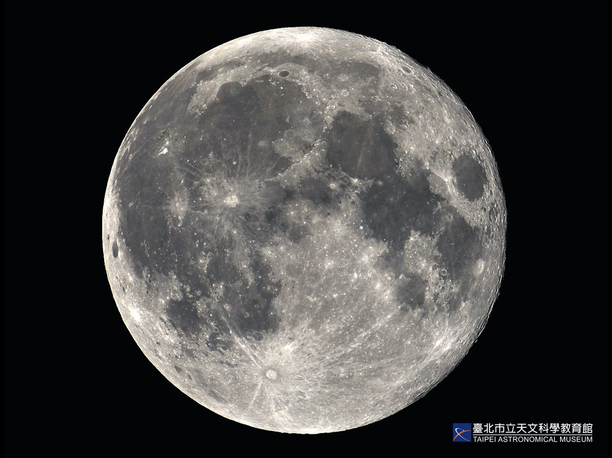 今年中秋為何不滿月？ 天文館：「十五月亮十六圓」是常態