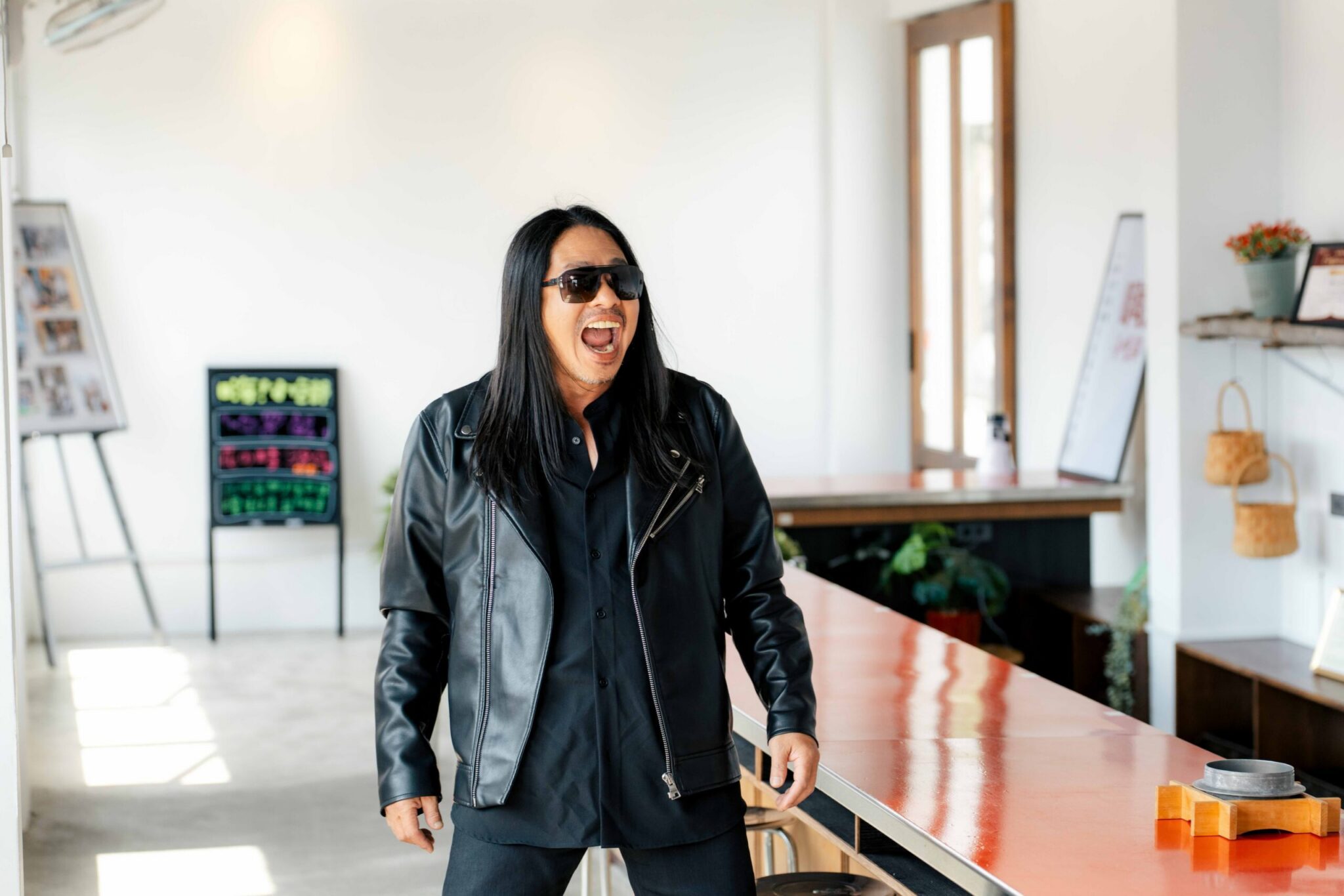 乱彈阿翔驚喜回歸《嗨！營業中》 「浩腳翔起」終於重聚