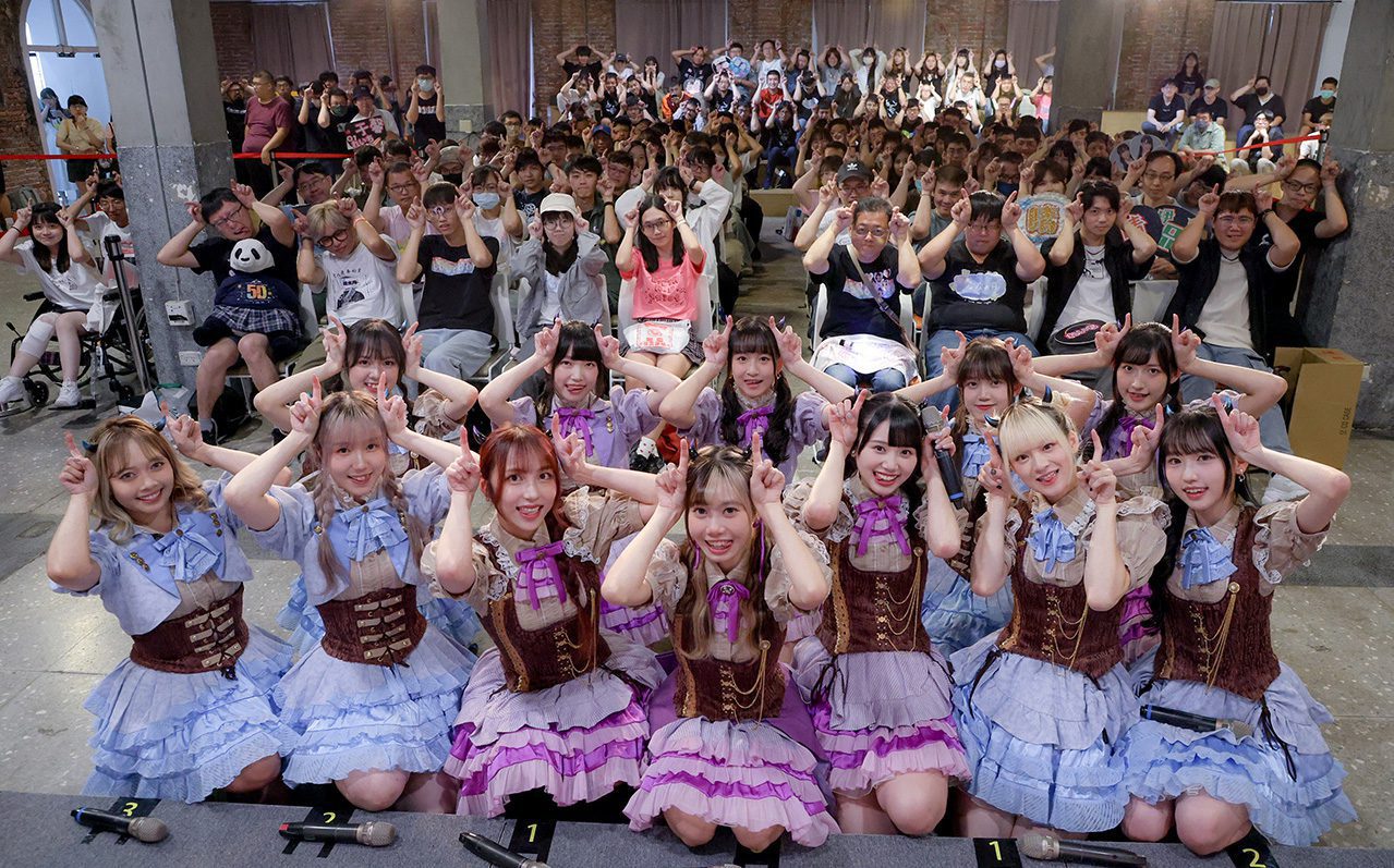 AKB48 Team TP 七週年手渡會 親手將第十張單曲交到粉絲手中 AKB48 Team TP 七週年手渡會 親手將第十張單曲交到粉絲手中