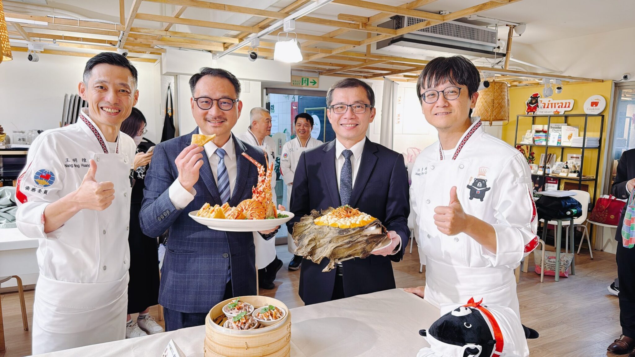 嘉藥專任技術講師王明煌獲選台灣美食國際巡迴主廚    勇闖大洋洲推廣辦桌文化