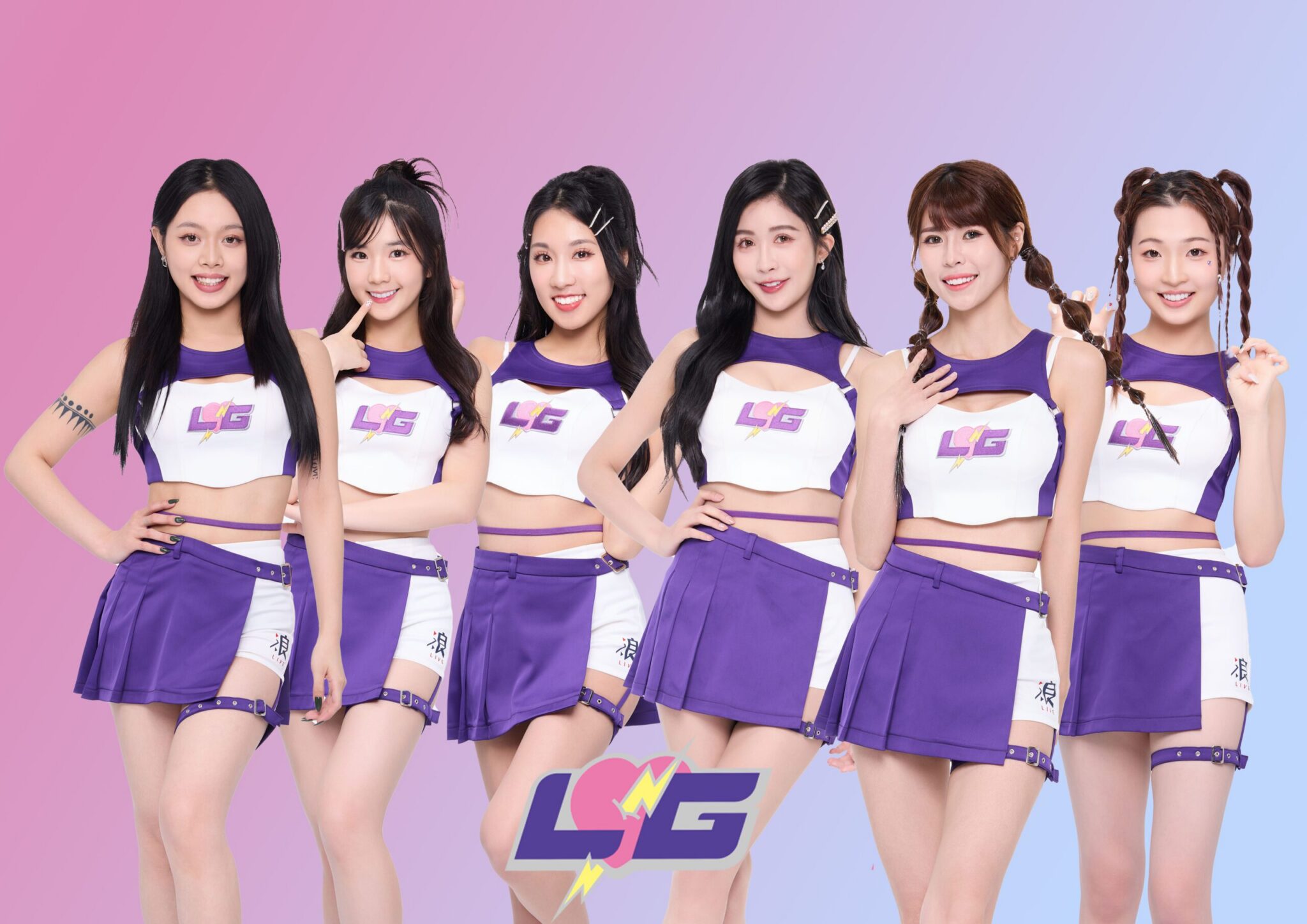 電豹女爭取專屬肖像的飲料杯身 紛紛使出終極手段 電豹女爭取專屬肖像的飲料杯身 紛紛使出終極手段