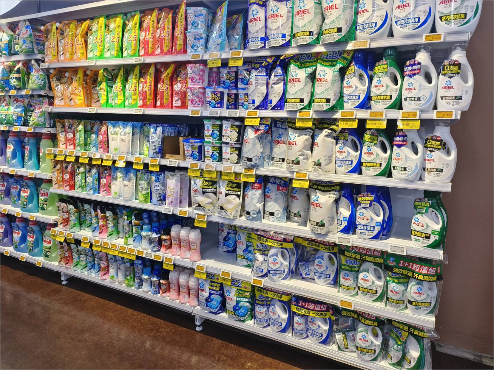 喜歡把衣服洗得又香又白？小心越洗越傷身！ 醫師教你避開洗衣精NG成分