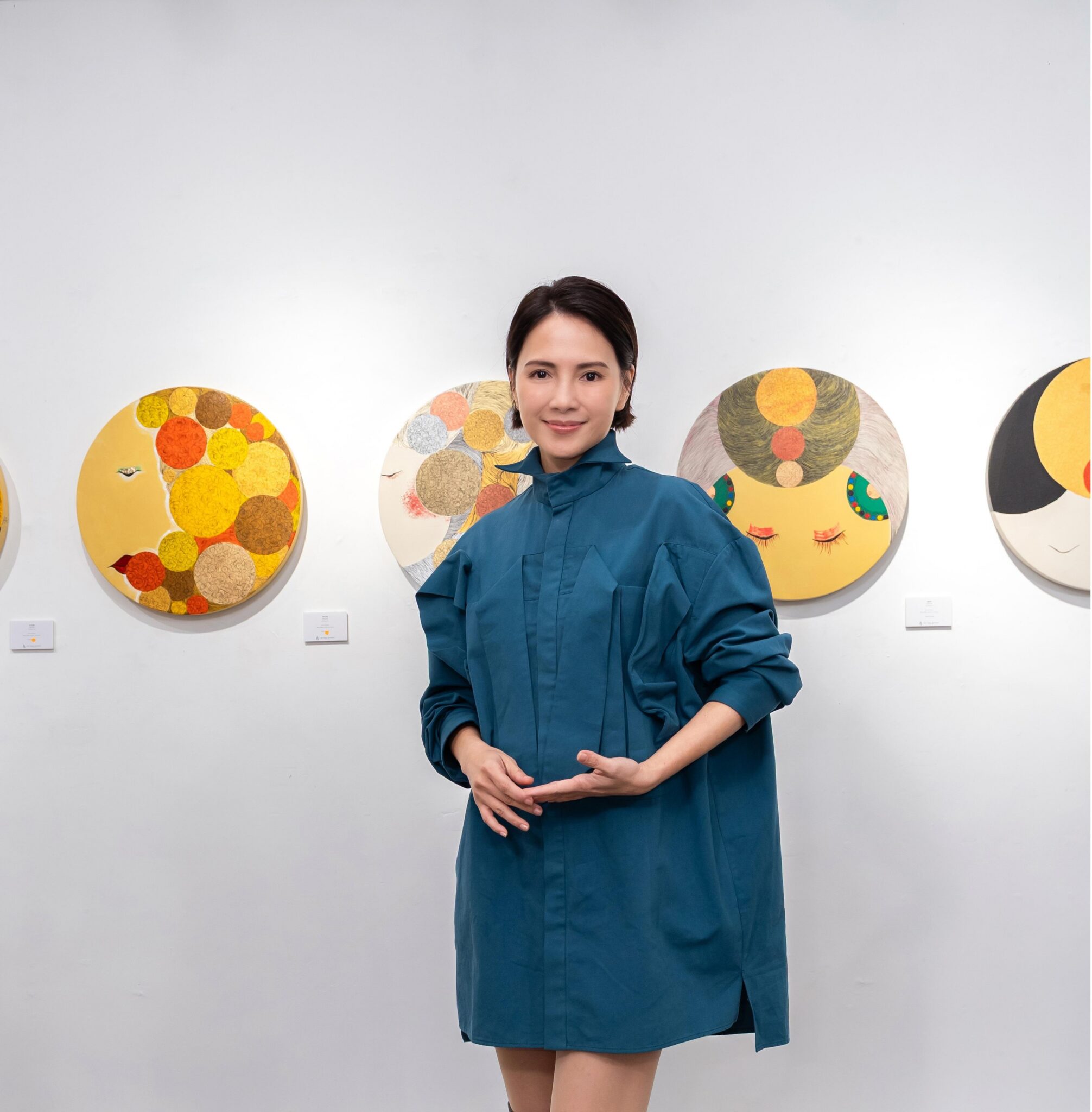 李心潔化身畫家開展《糖不甩》　林奕華盛讚：能量細膩又誠實