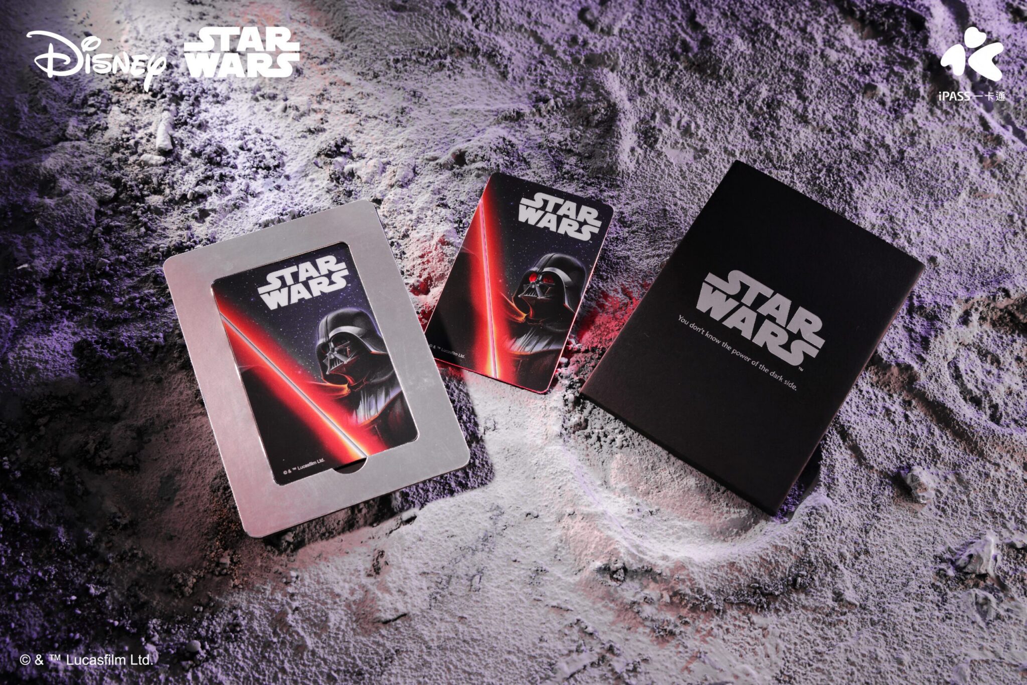 《黑武士》發光一卡通 點燃星戰迷的熱血傳奇。(一卡通提供)