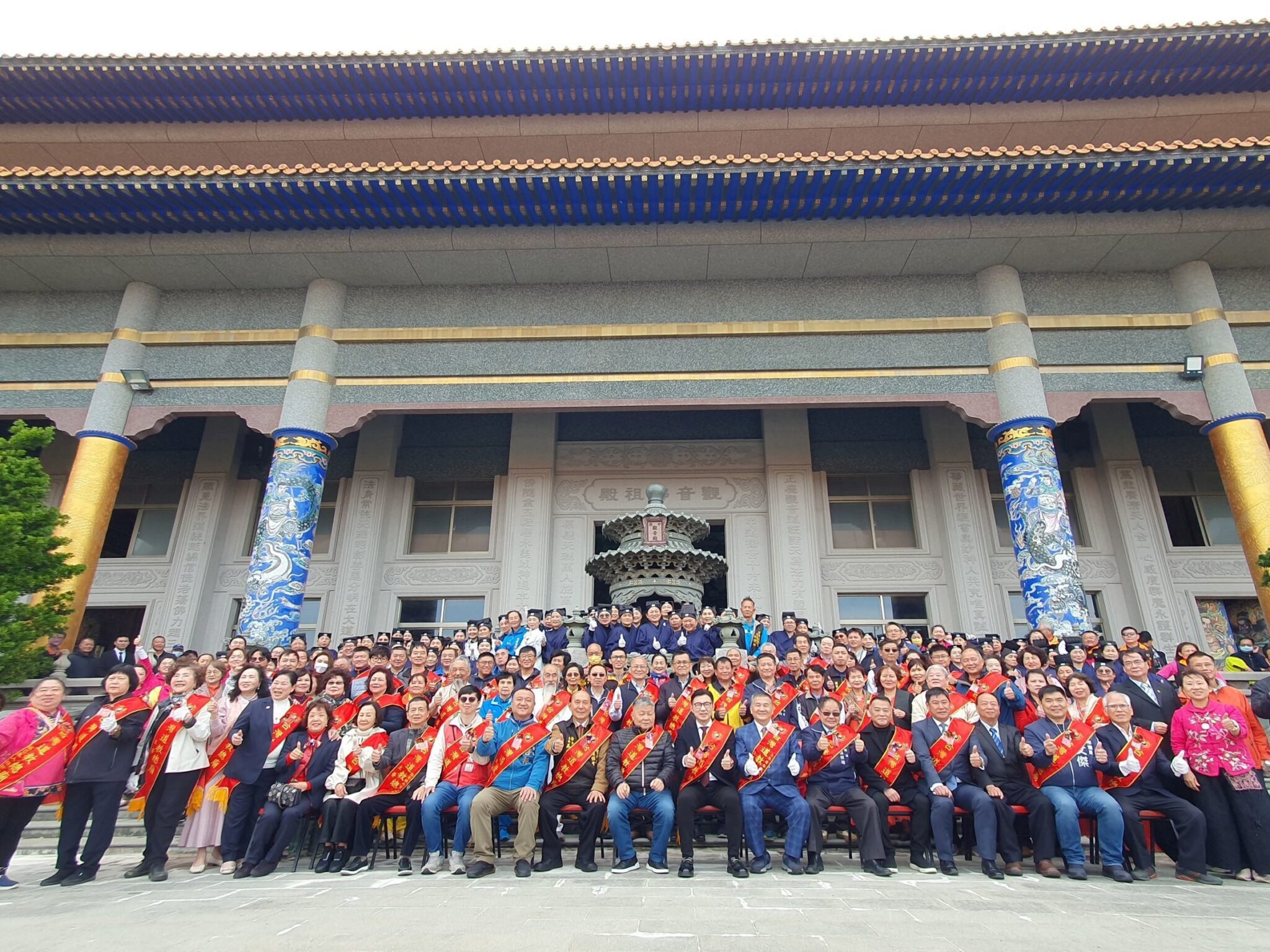 無極三清總道院慶道祖及觀音聖誕 上千人揮毫競賽　中市民政局長感謝弘揚中華文化