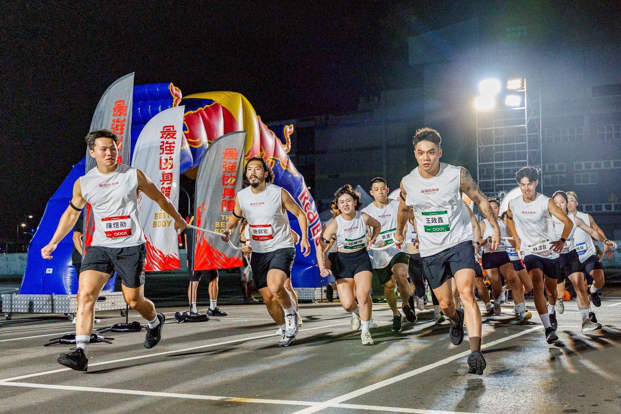 《最強的身體》熱血開戰 金牌陣容齊聚南台灣 小鐘密集訓練自認是老漢推車