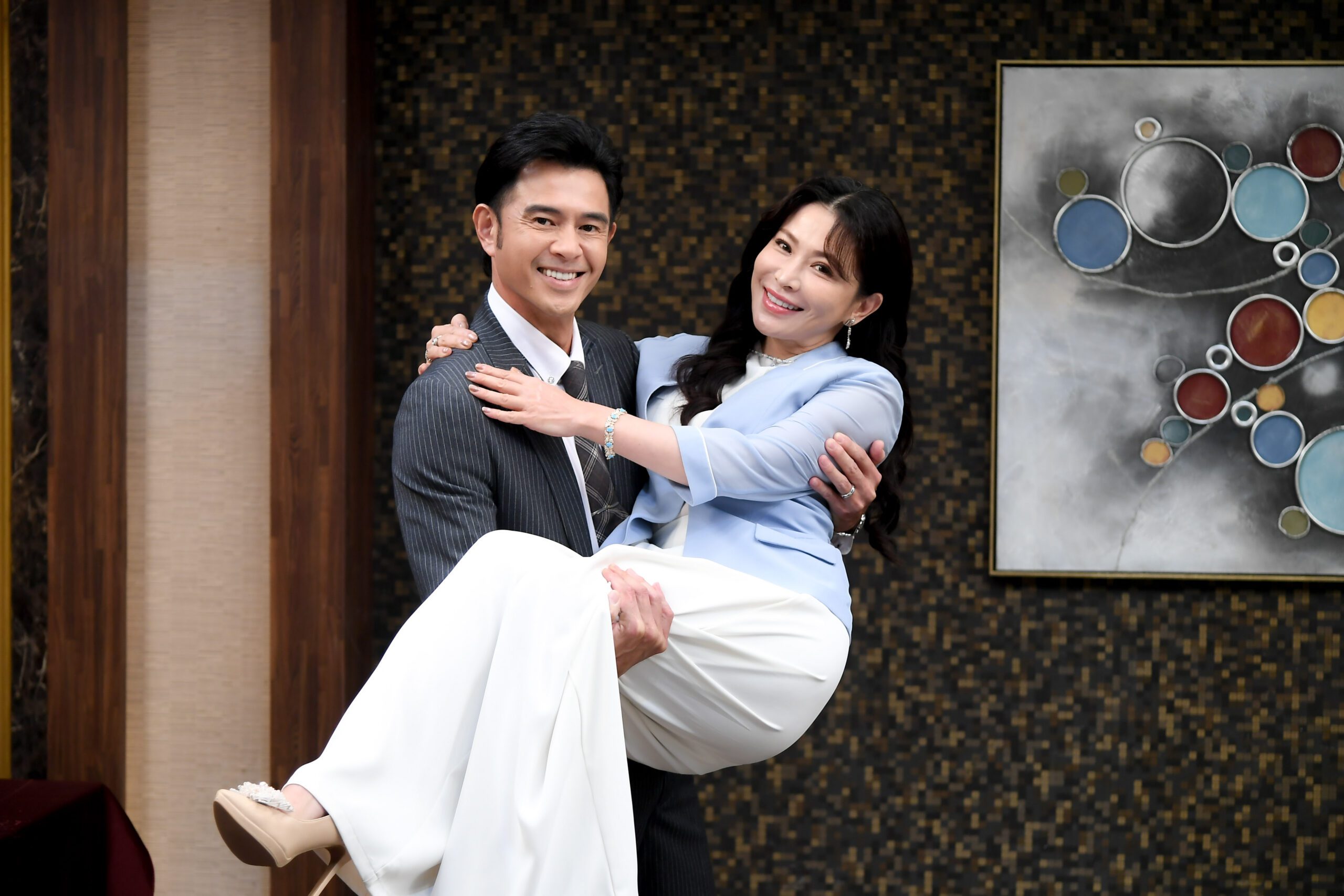 黃玉榮 德馨《百味人生》組白目夫妻 台式英語笑翻全場