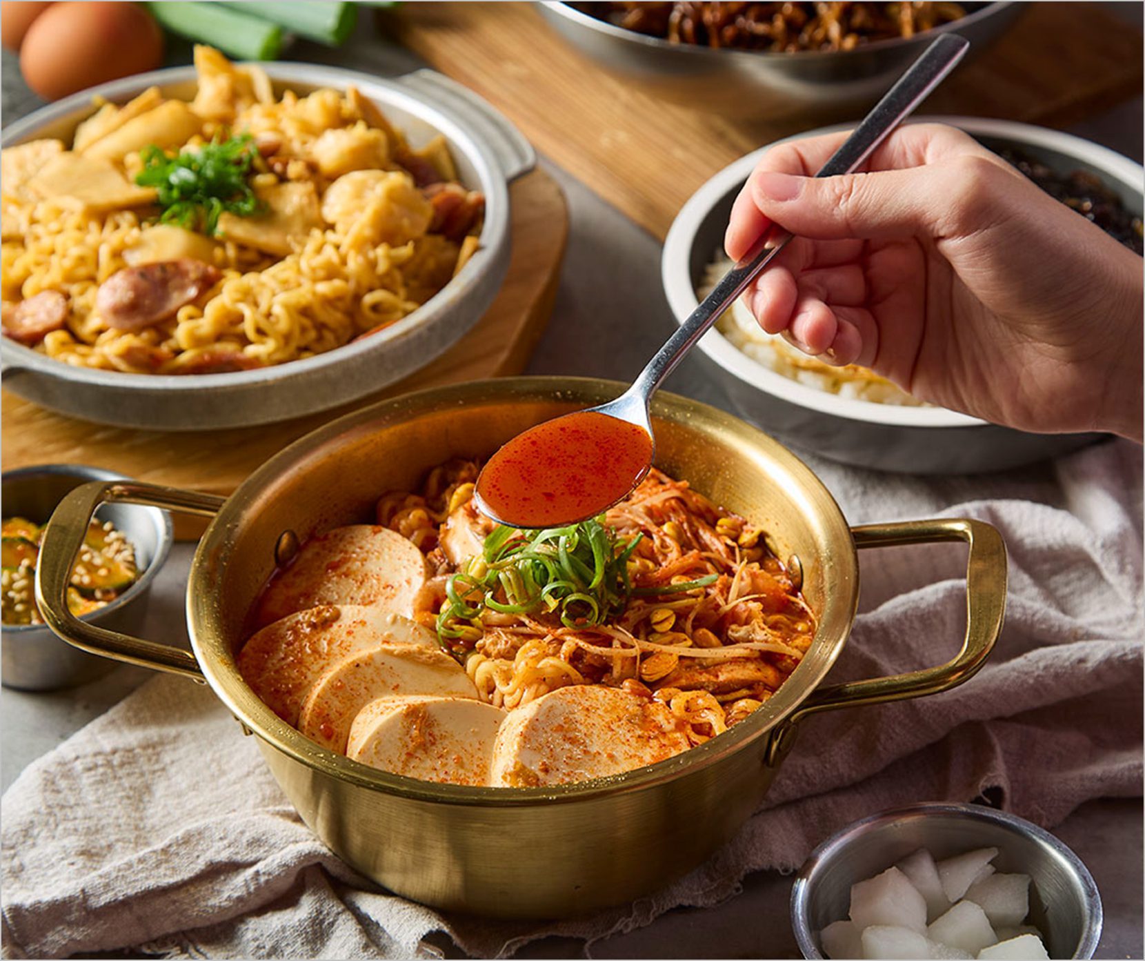 四大韓式創新料理首度亮相　「Bonchon Chicken本村韓食炸雞」打造味蕾新體驗