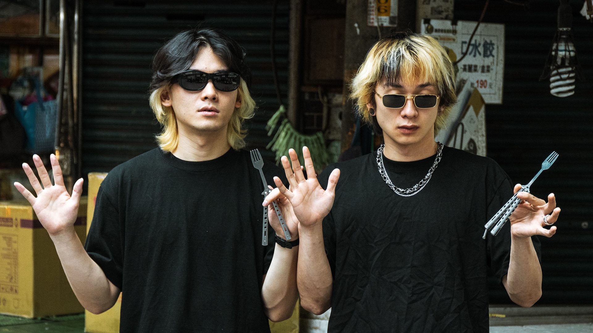 熱舞社組樂團超荒謬 胡鬧戰隊萬聖節上街頭搞鬼