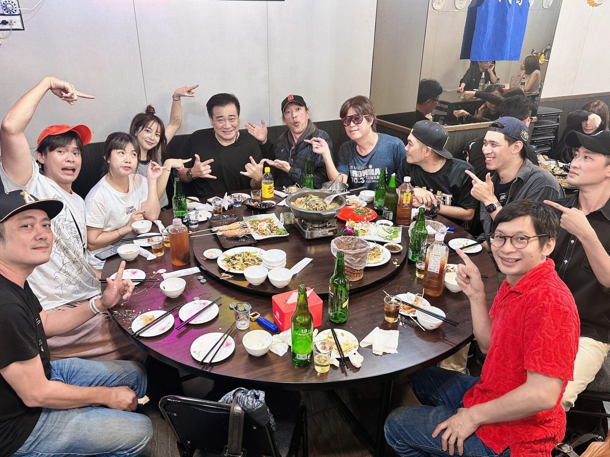 董事長樂團貝斯手鈞董推廣台語 創立「瘋人研究院」