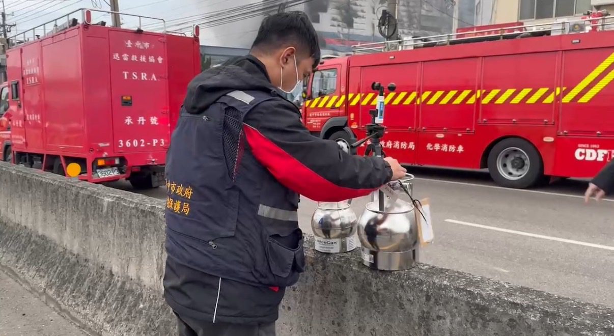 大肚區沙田路二段倉儲新建工程工地火警　中市環保局已進行應變及空品監測