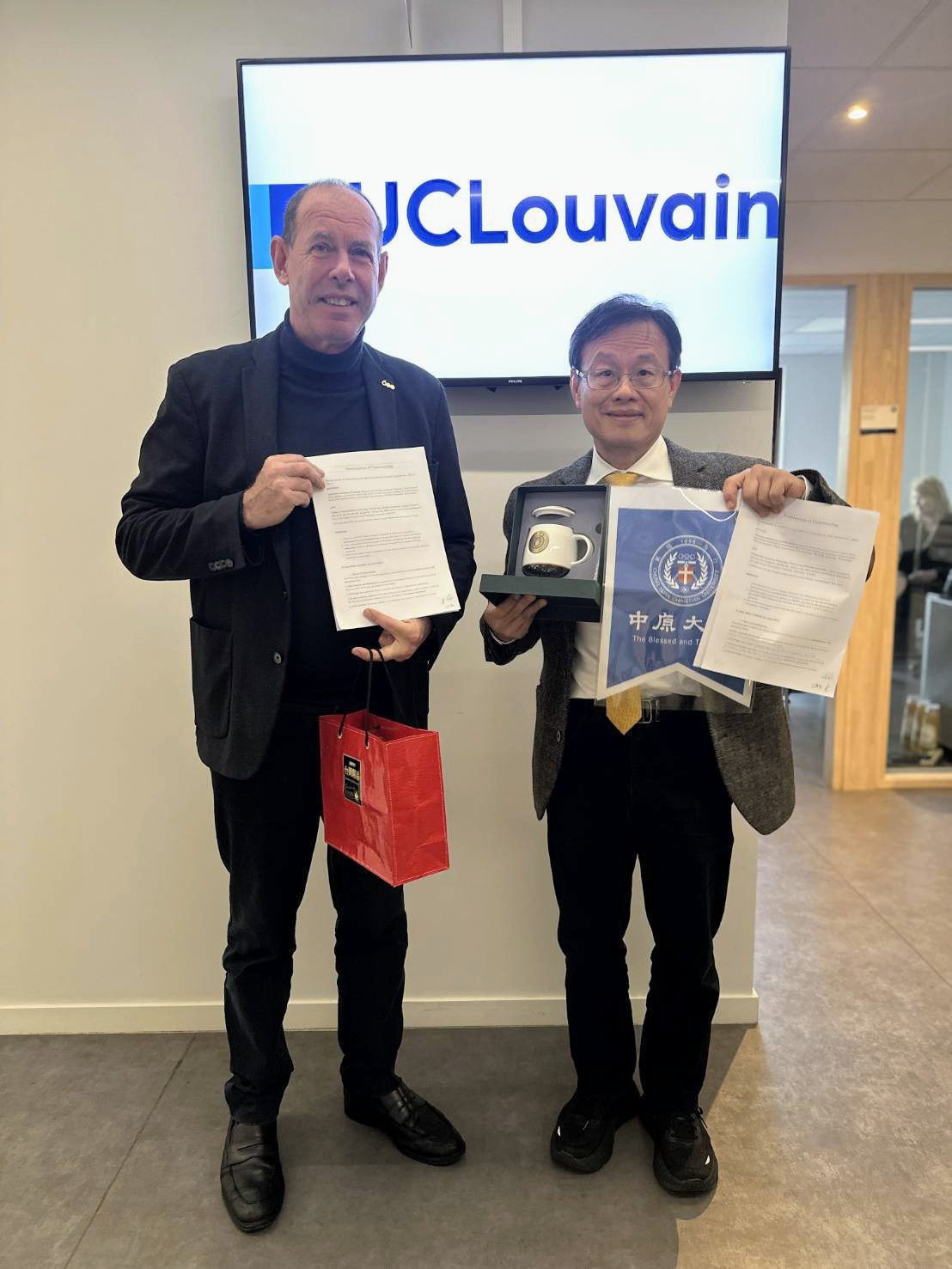 中原大學半導體學院與比利時法語魯汶大學WINFAB簽署合作備忘錄　共育國際人才