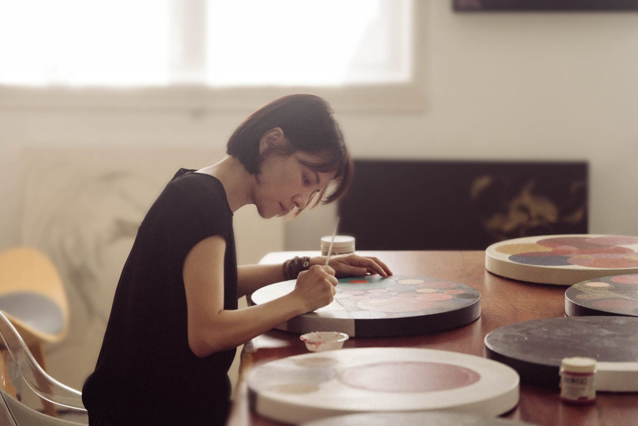 李心潔首度移師香港 第三度辦個人藝術展 親寫一封給香港的情書