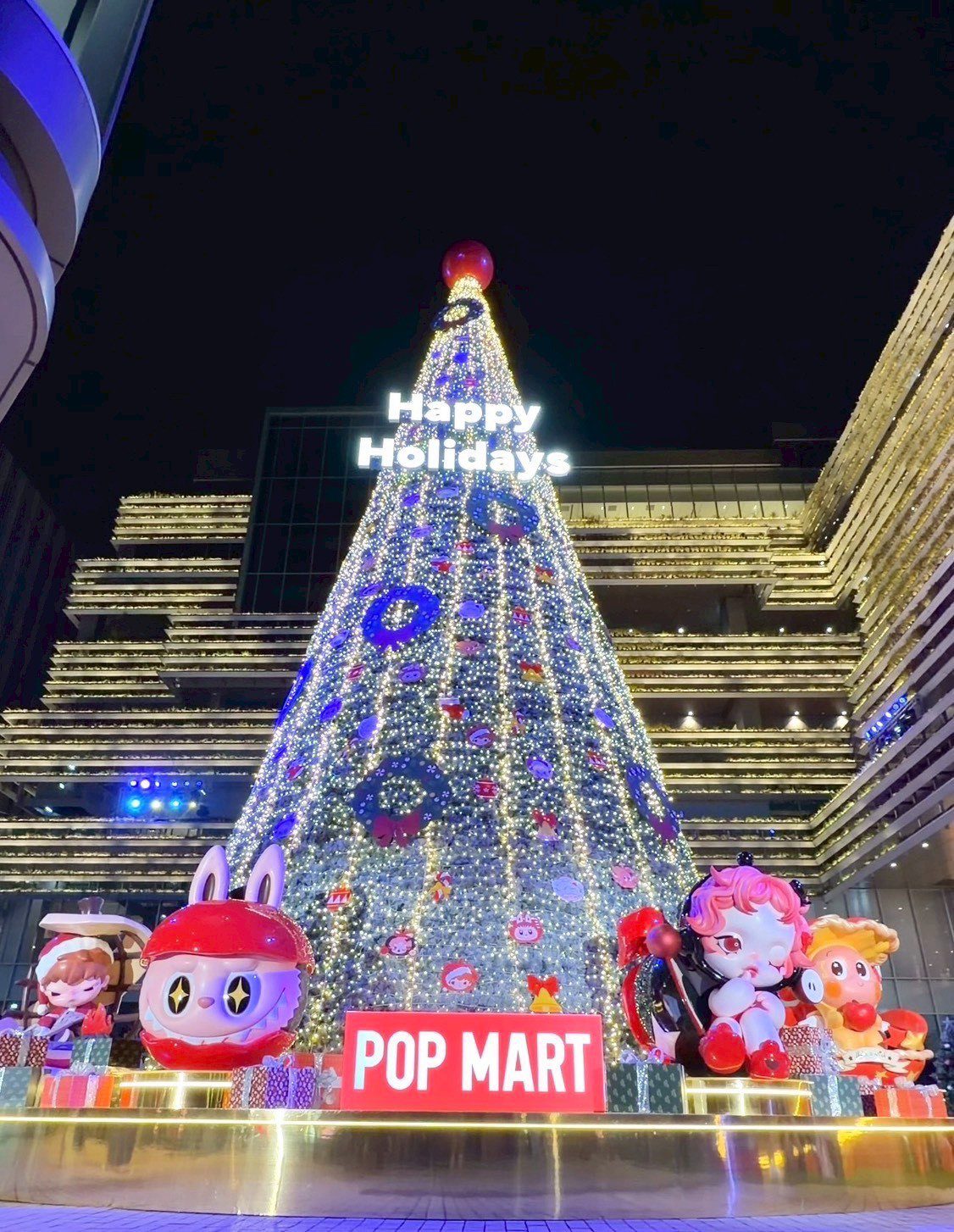 南紡「蘋安綻Fun 幸福相遇」聖誕展區登場 POP MART六大IP首度齊聚亮相