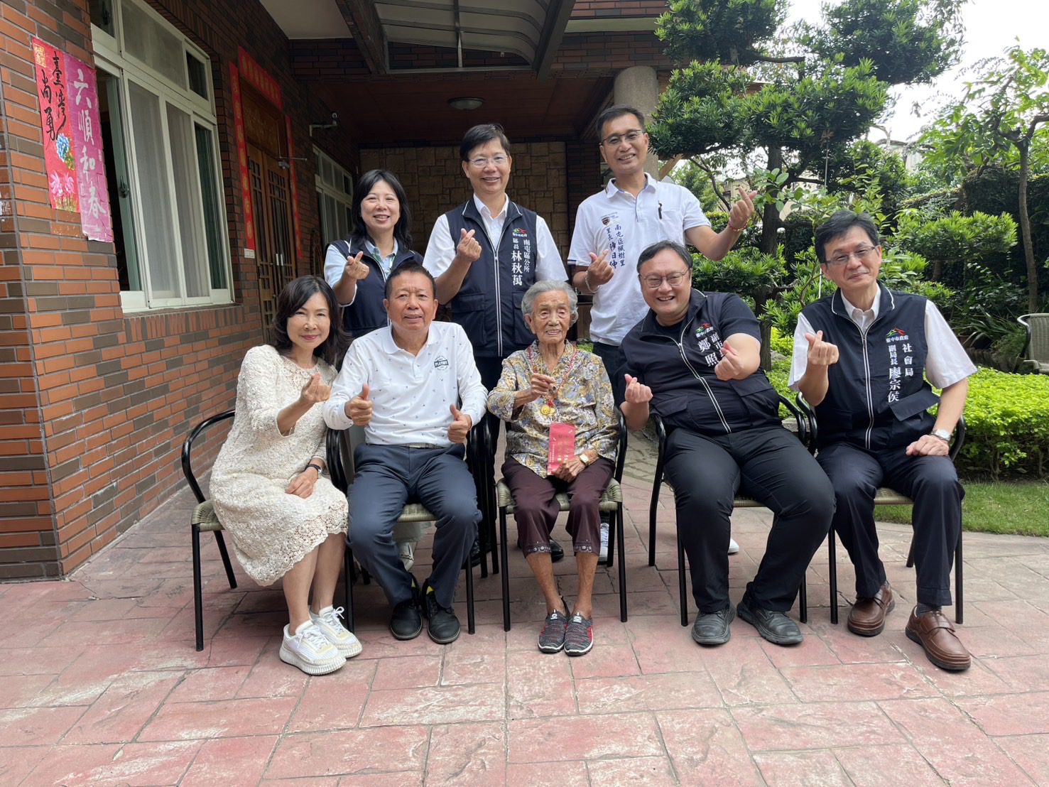 落實敬老愛老精神！　台中鄭副市長重陽前夕訪百歲模範母親 祝賀幸福滿滿