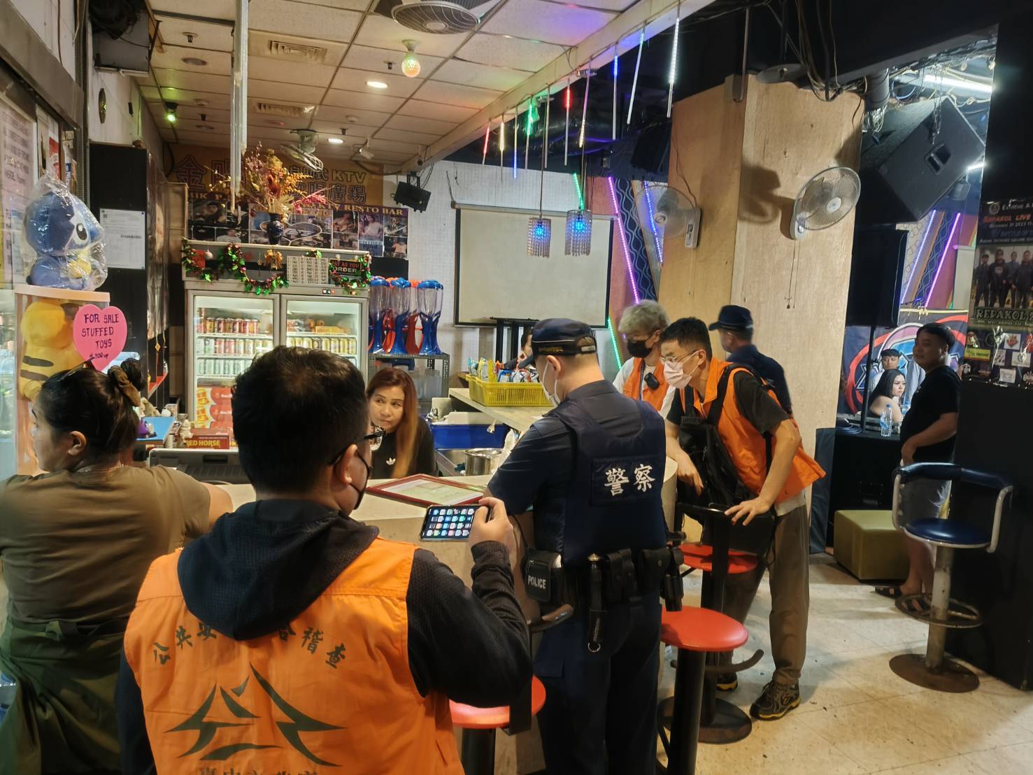 守護青少年安全環境！　中市經發局暑期聯合稽查逾200家休閒娛樂場所 查獲違規8家次、裁罰54萬元