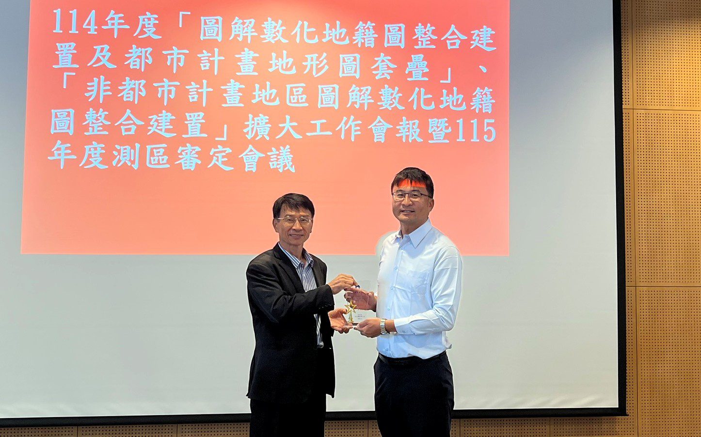 中市圖籍數化整合屢創佳績 連續9年獲得內政部評比優等 中市圖籍數化整合屢創佳績 連續9年獲得內政部評比優等