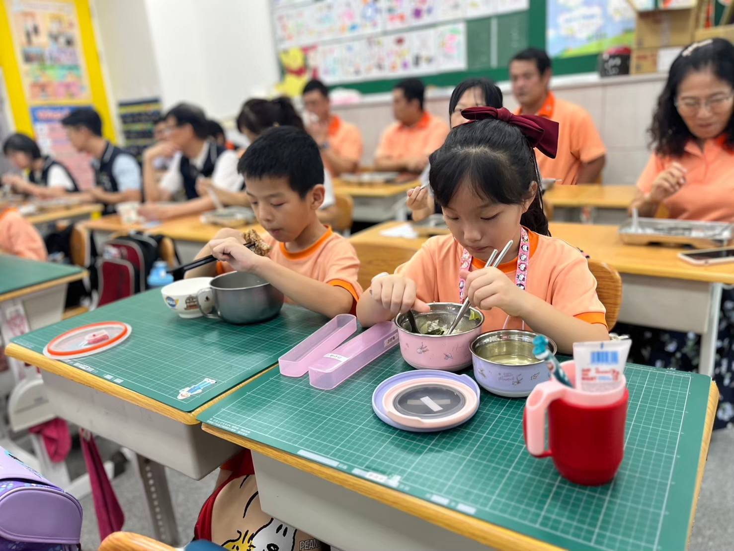 中市學校午餐11/7起恢復使用溫體豬肉 教育局:剩餘食物仍暫禁打包 中市學校午餐11/7起恢復使用溫體豬肉 教育局:剩餘食物仍暫禁打包