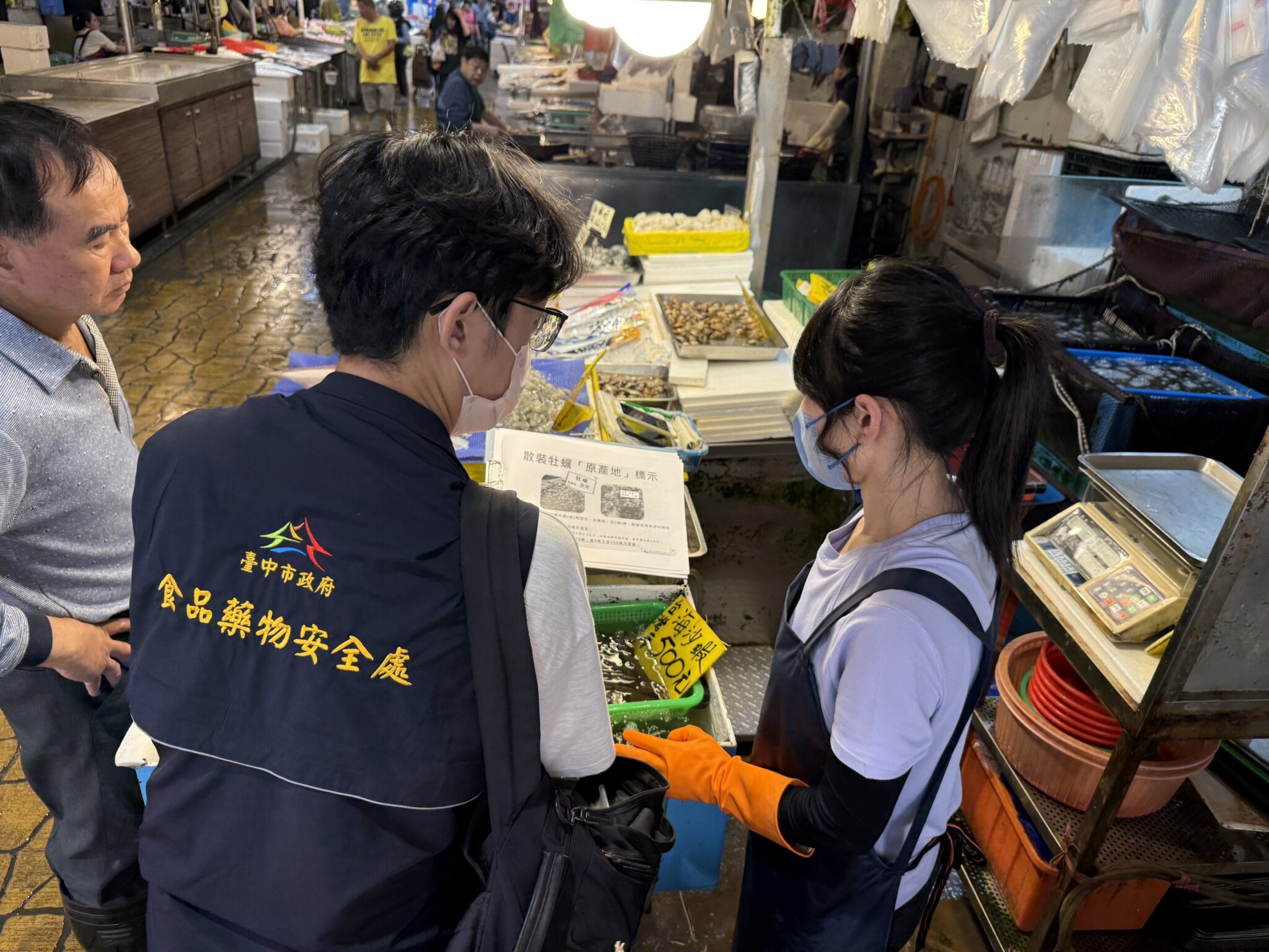 把關食安！中市府加強水產品抽驗與標示查核　全力守護市民食安權益
