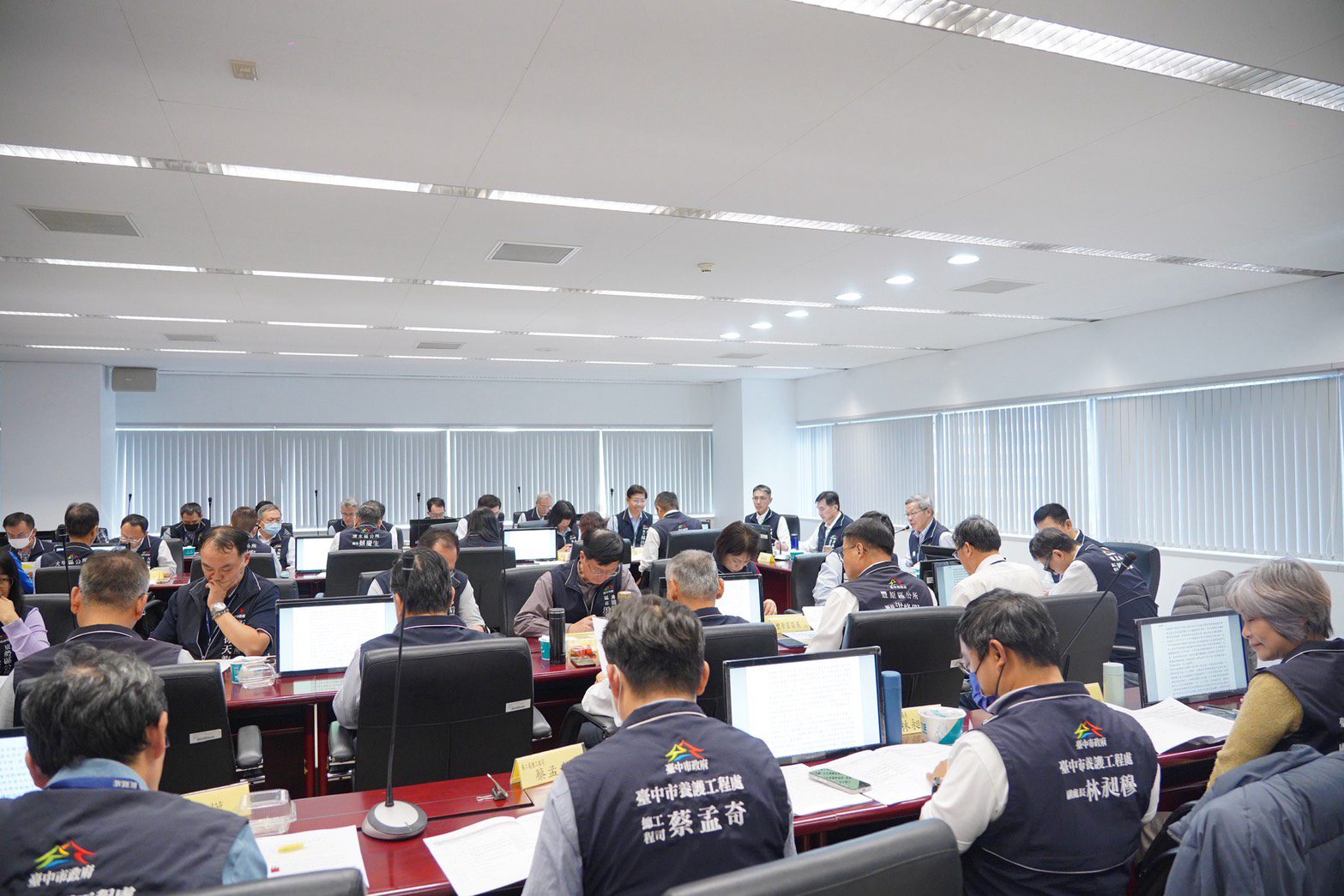 跨局處協作、強化城市治理! 中市建設局攜手29區公所區長、召開年度業務交流座談