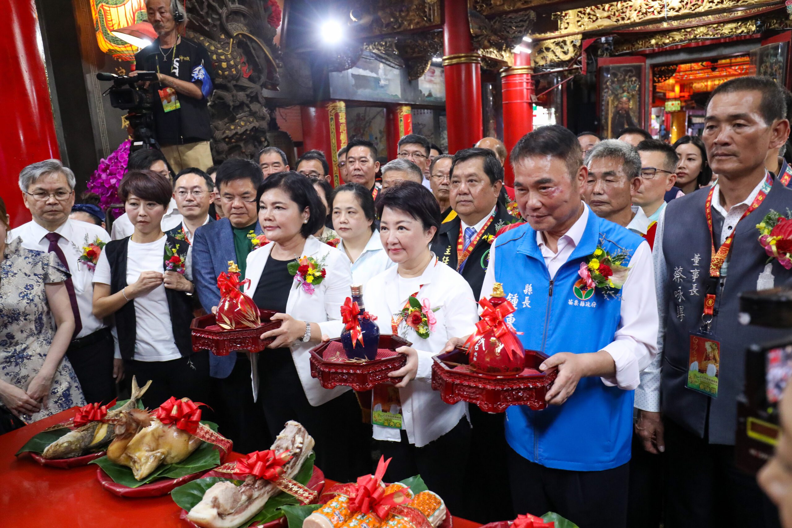 白沙屯媽祖徒步北港進香正式啟程　盧市長赴拱天宮恭請登轎 祈求台灣國泰民安