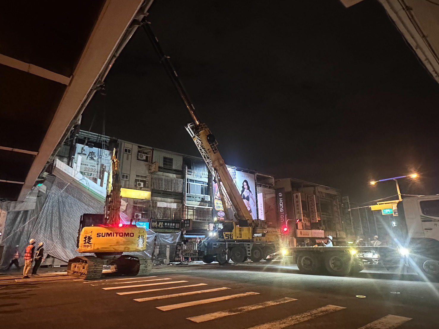 城市通行更安全！　中市建設局三天高效拆除天橋 市民直呼便利