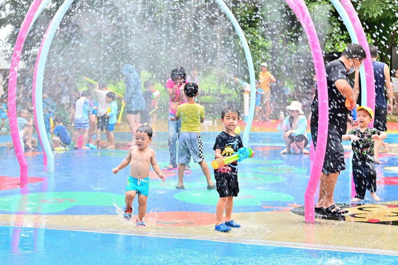 潭雅神綠園道戲水季來了！　中市觀旅局邀親子同樂、清涼一夏