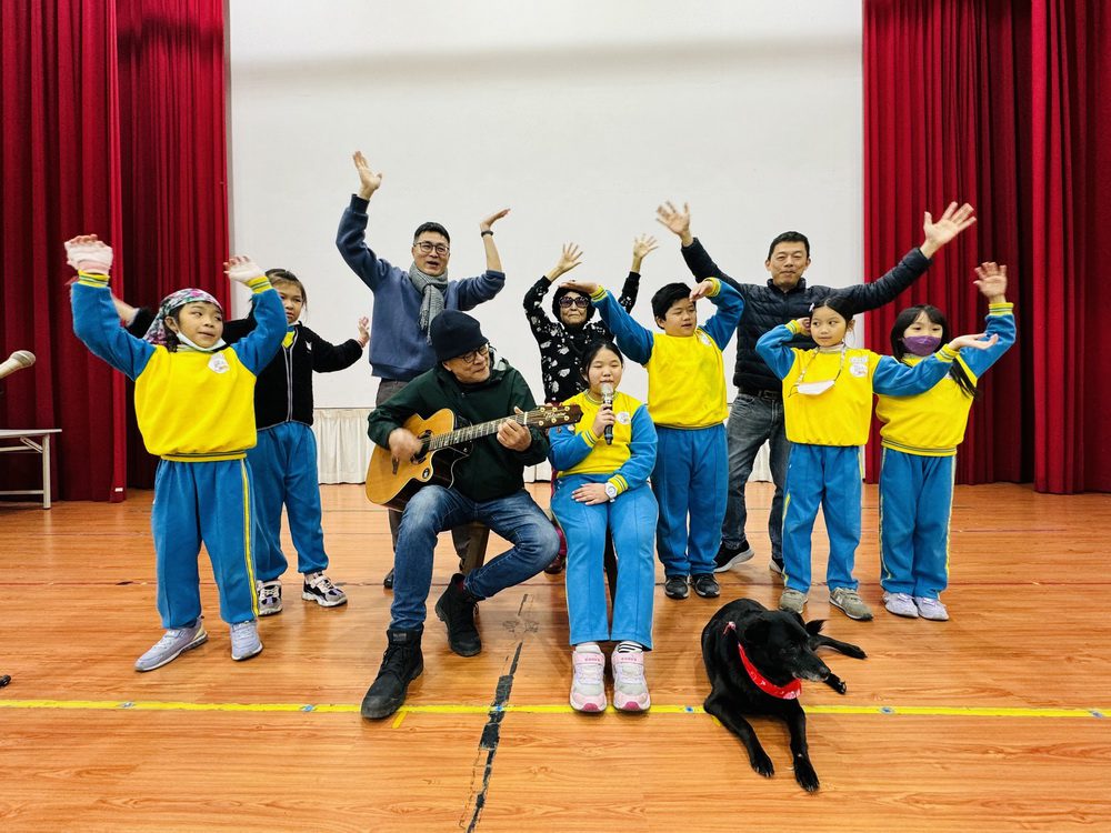 客家情懷繫校園 桃園市龍岡國小用客家文化送別老校園