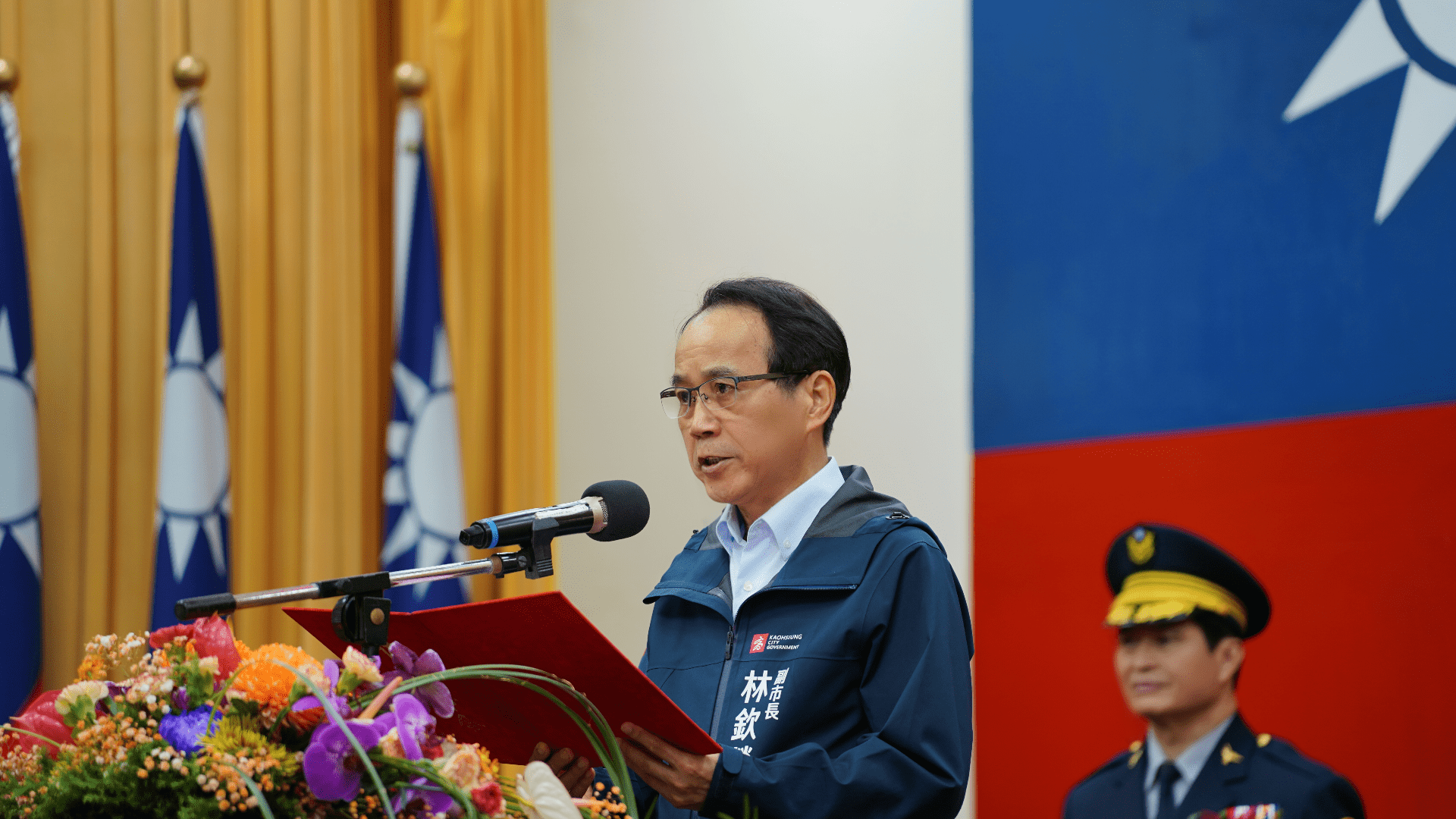 高雄市政府警察局今進行「卸、新任分局長聯合布達交接典禮」,由副市長林欽榮主持。警方提供