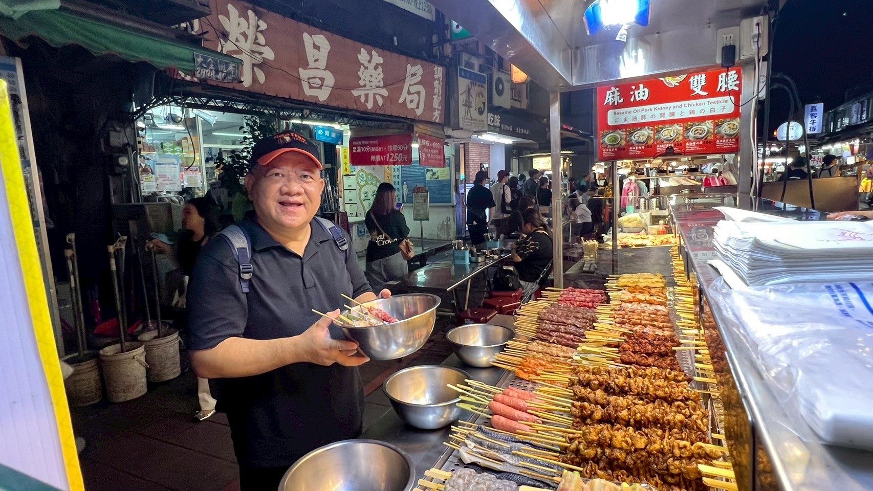 臺北夜市打牙祭　跟著食尚玩家貓大爺吃爆雙城街