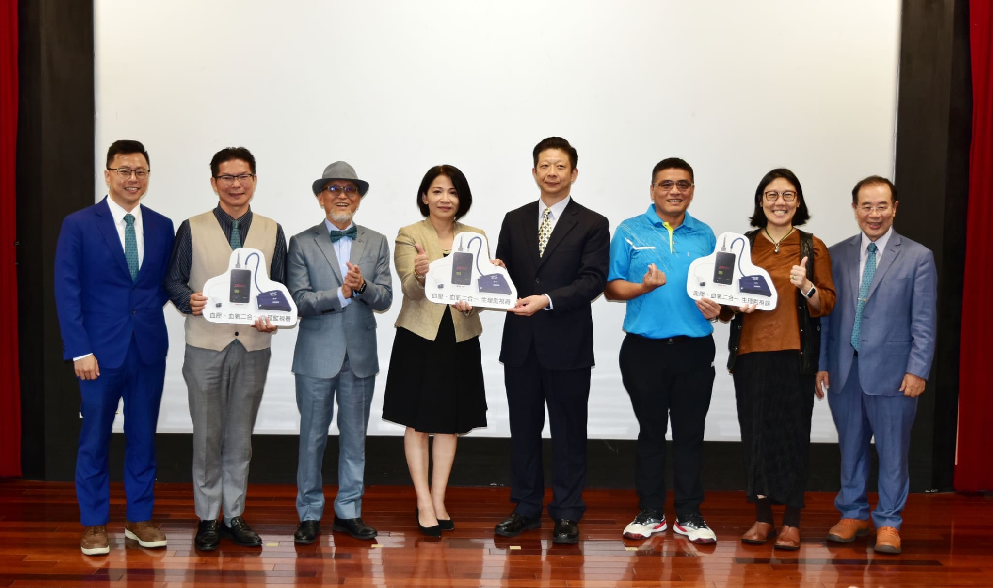 新莊五扶輪社捐贈基隆市消防局生理監視器 助提升緊急救護效能 新莊五扶輪社捐贈基隆市消防局生理監視器 助提升緊急救護效能