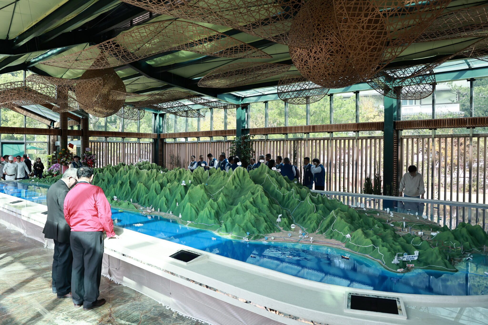 埔里日月迎賓公益園區開幕 全台最大地理立體模型亮相