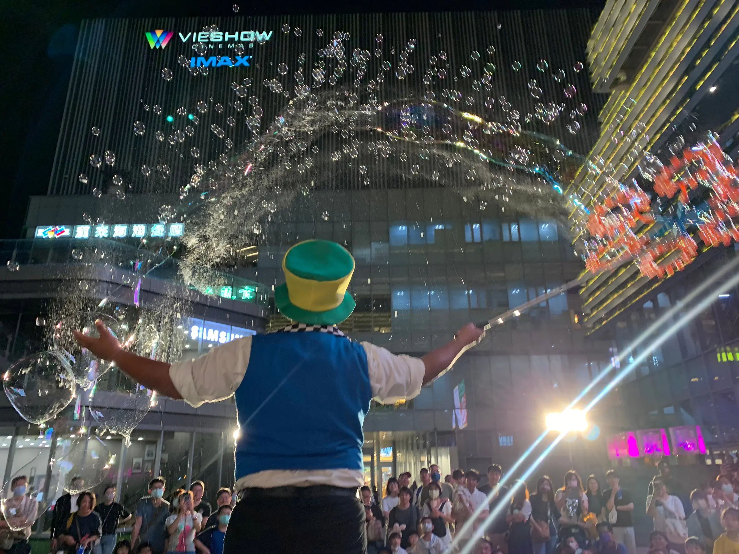 南紡馬年福袋頭獎近29萬元 動漫展、貓小姐Ms. Cat特展、屋台祭熱鬧迎春