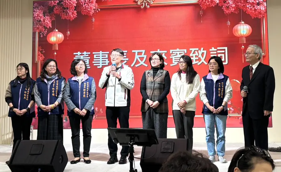 冠蓋雲集同樂摸彩助興   恆安照護集團尾牙high翻天